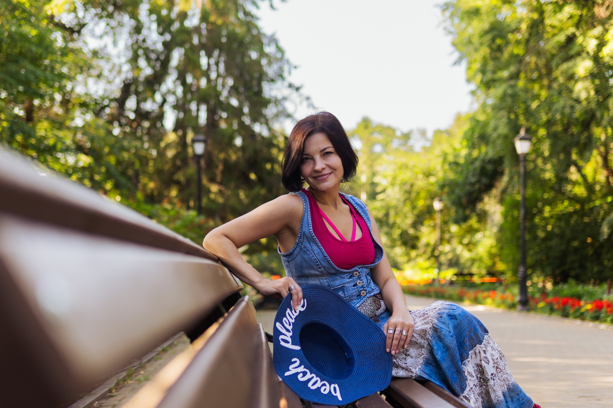 Светлана в утреннем парке. Портретный, репортажный и свадебный фотограф в Екатеринбурге Денис Южаков