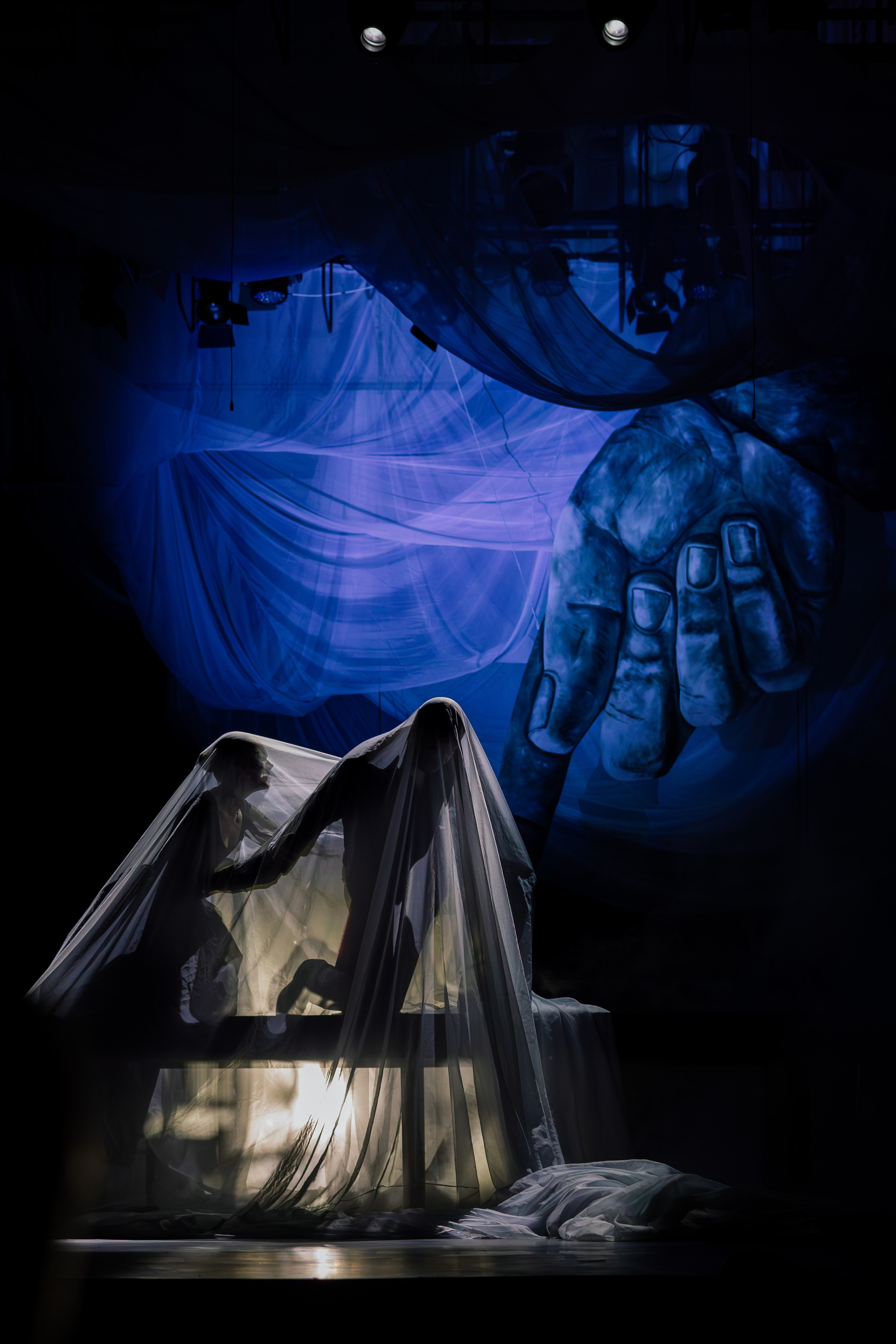 Театр Юного Зрителя «Маленькие трагедии». Фотограф Марк Файзулин