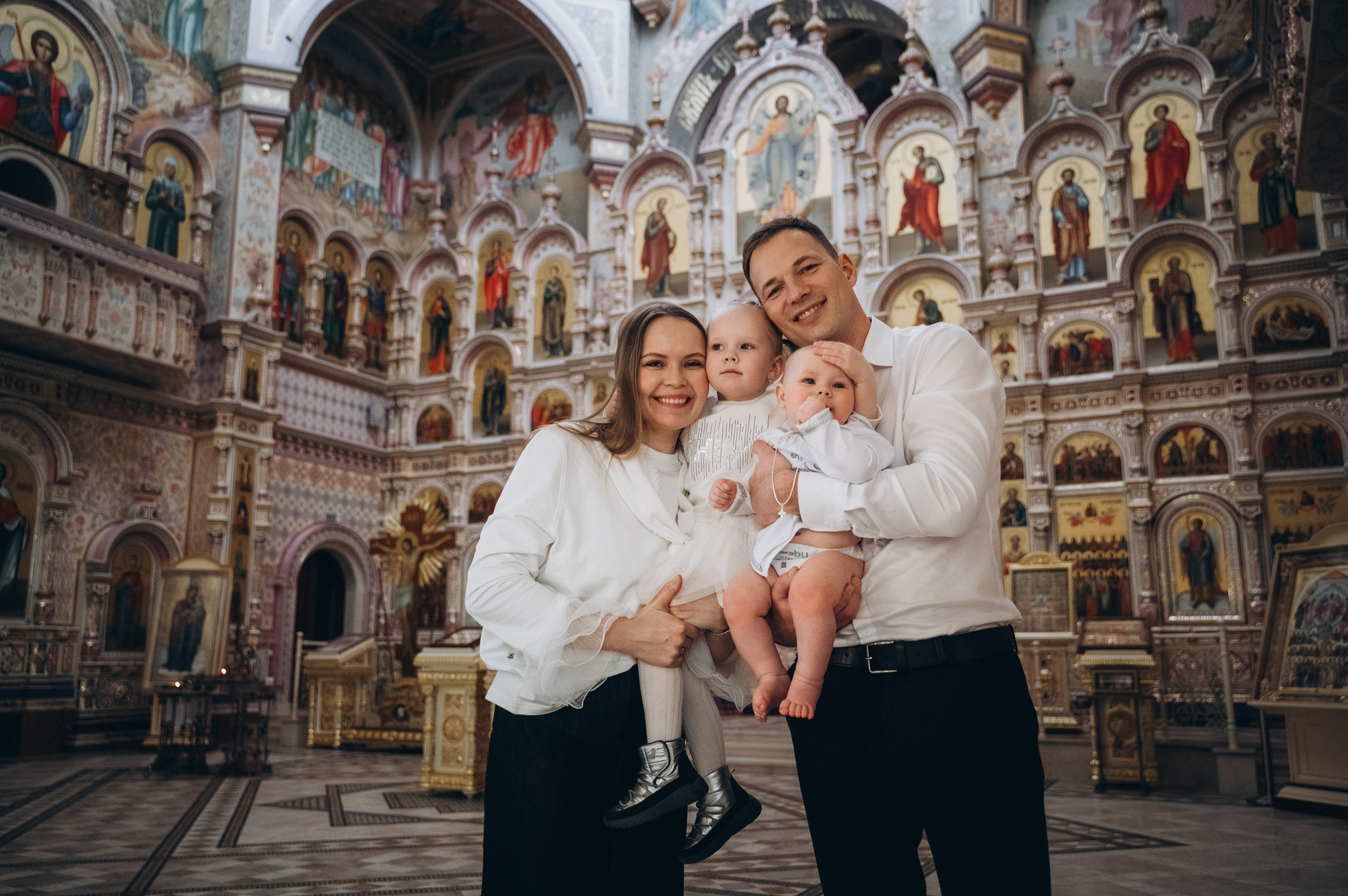 Крещение Фёдора (Храм Всех Святых) криптовый. Семейный фотограф в Минске Дарья Дреко