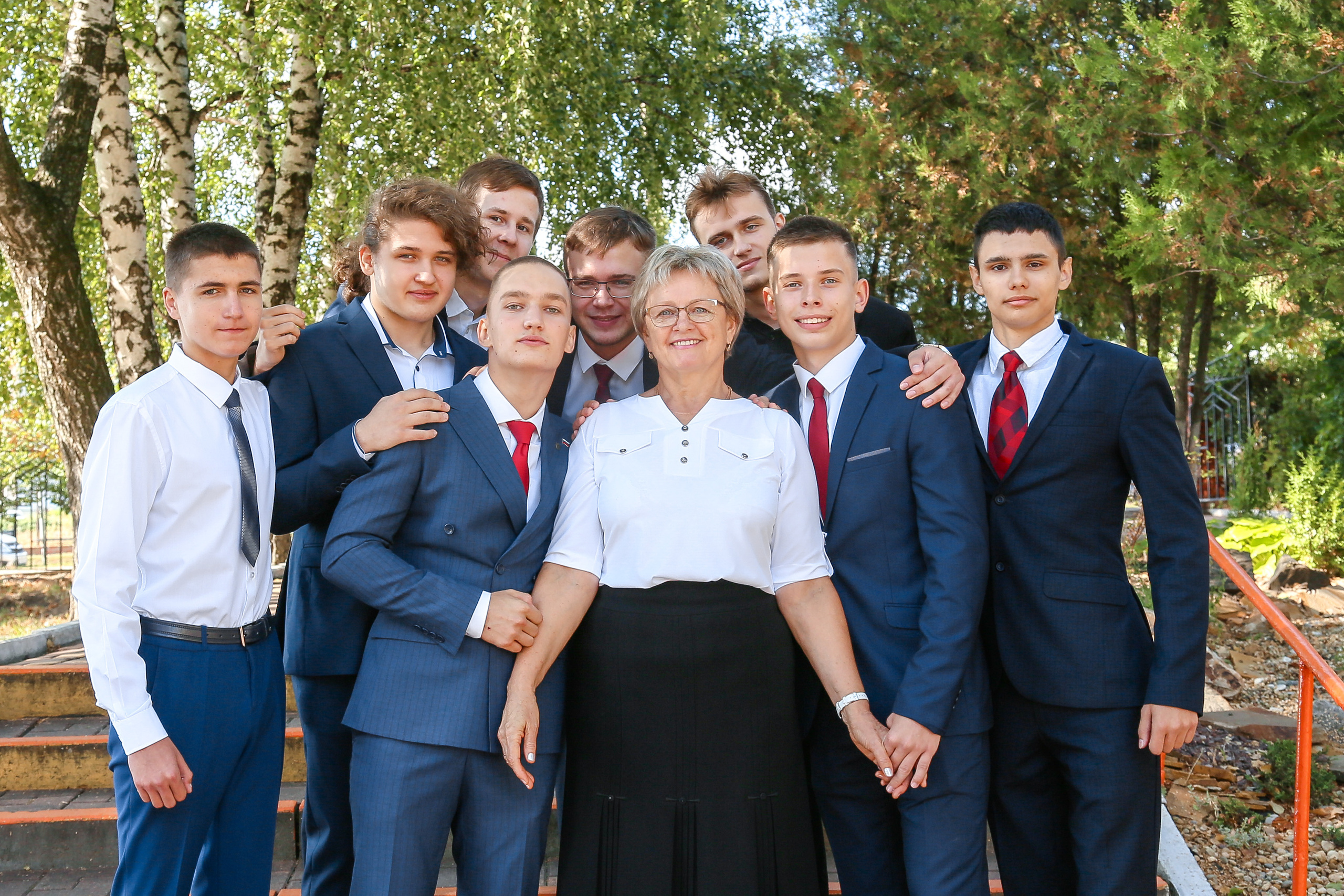 Школьные съемки 1 сентября. Школьные выпускные альбомы в Белгороде