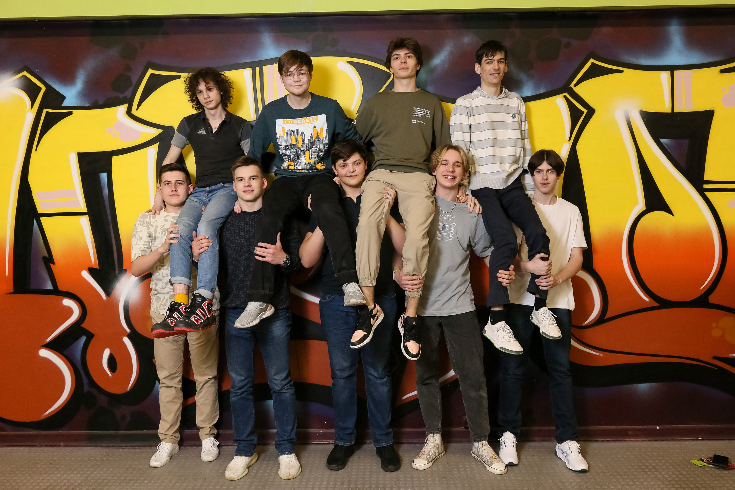 Творческое пространство Октябрь в Белгороде. Школьные выпускные альбомы в Белгороде