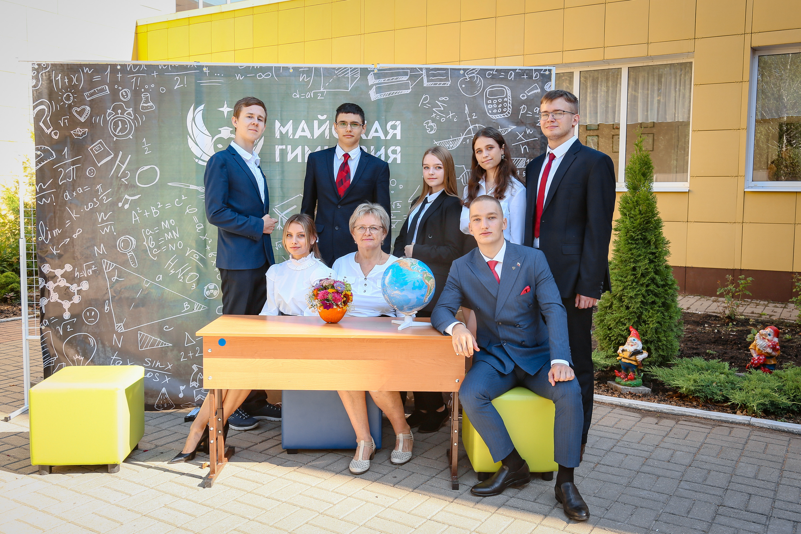 Школьные съемки 1 сентября. Школьные выпускные альбомы в Белгороде