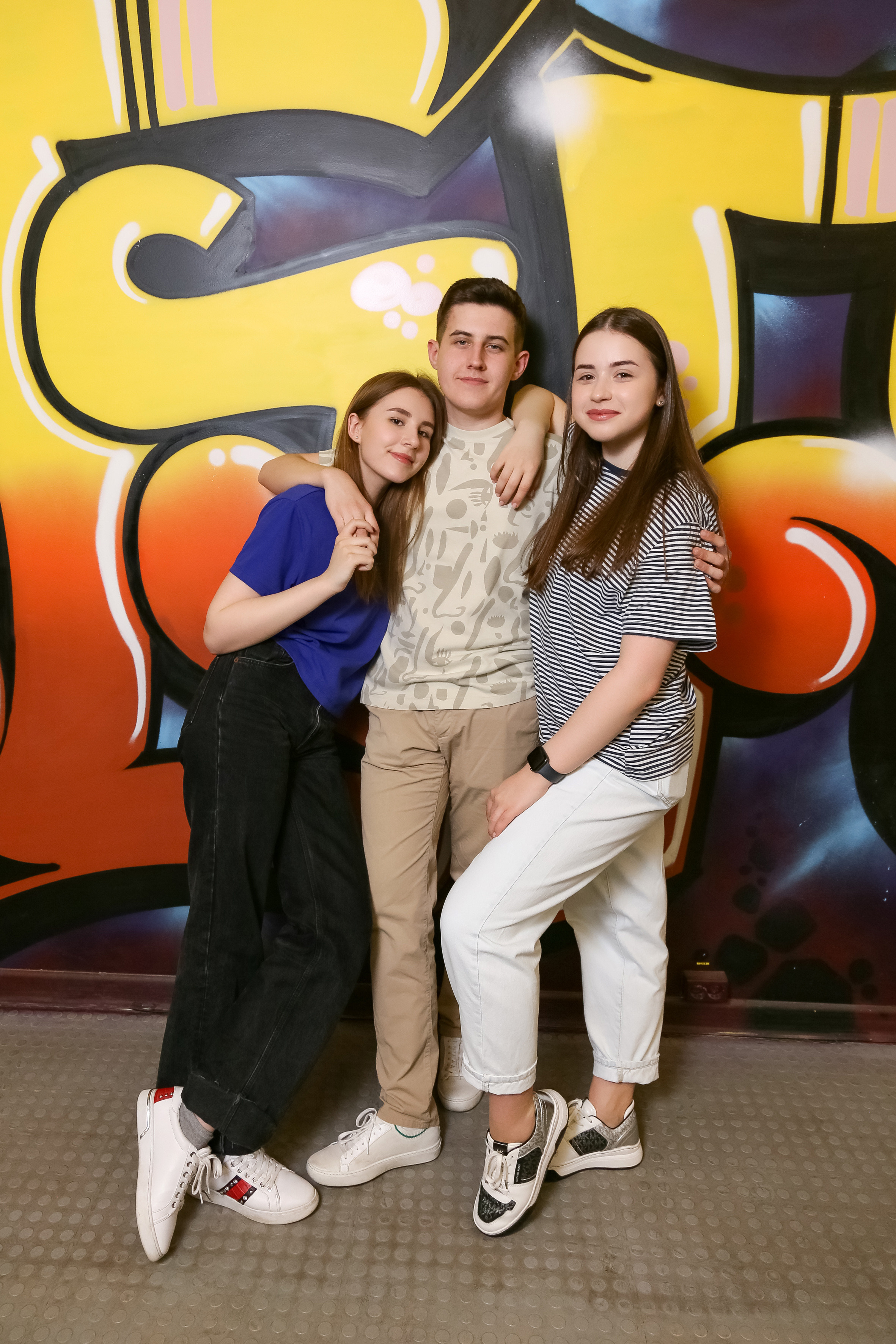 Творческое пространство Октябрь в Белгороде. Школьные выпускные альбомы в Белгороде