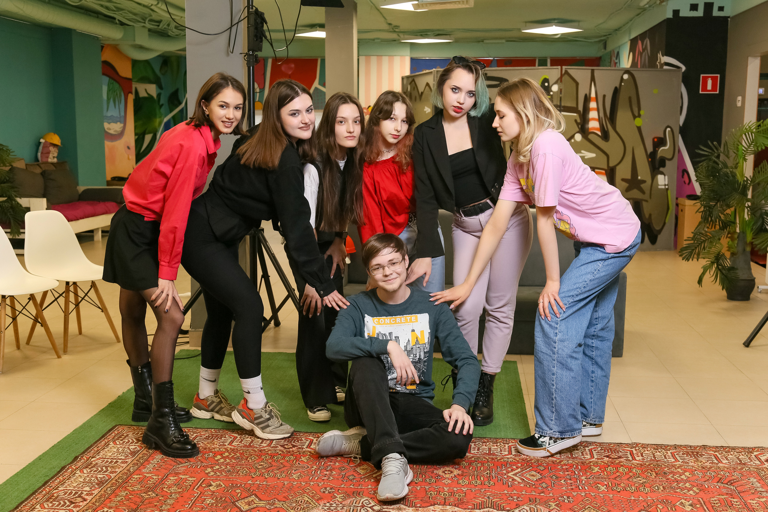 Творческое пространство Октябрь в Белгороде. Школьные выпускные альбомы в Белгороде