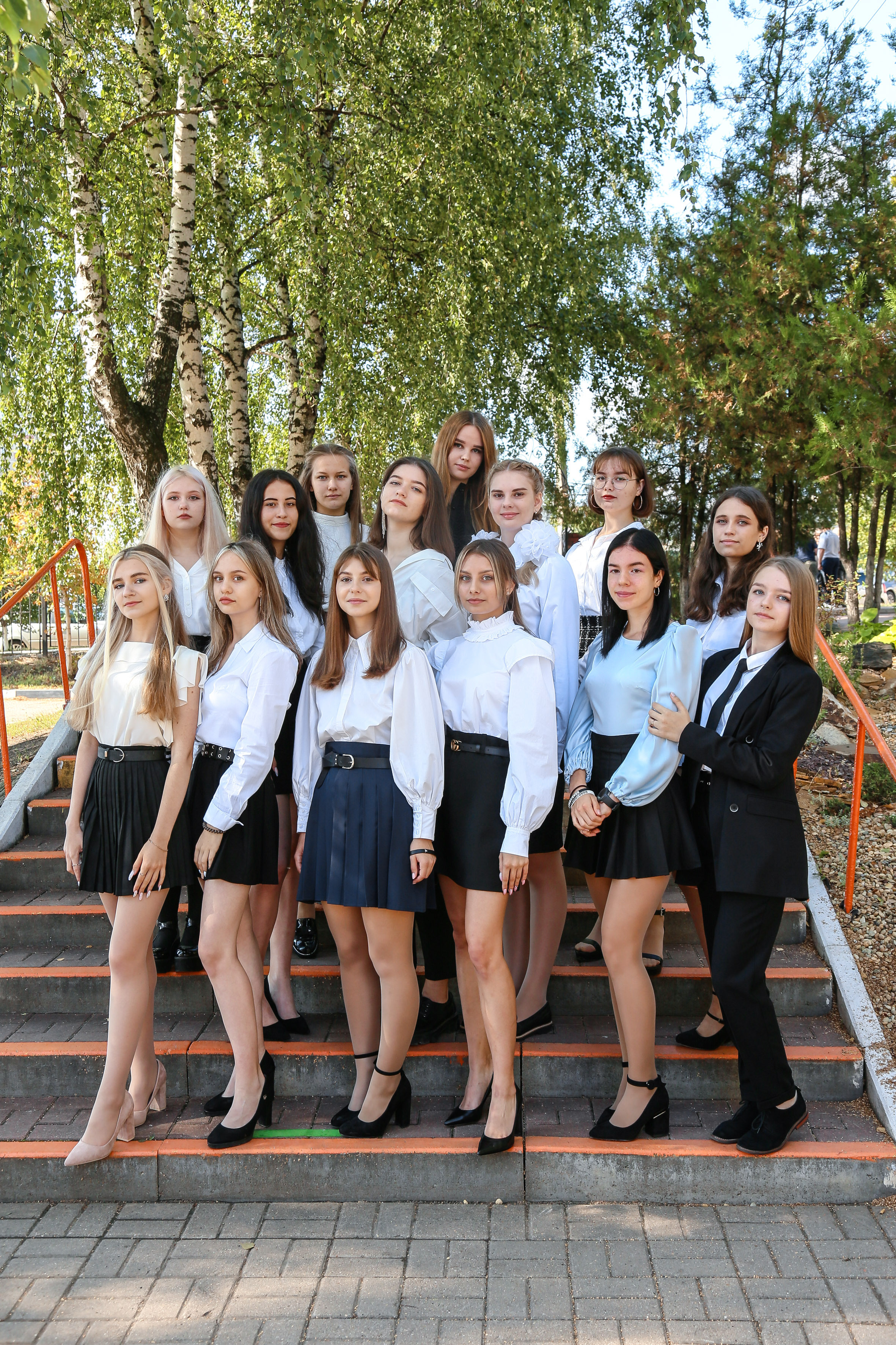 Школьные съемки 1 сентября. Школьные выпускные альбомы в Белгороде