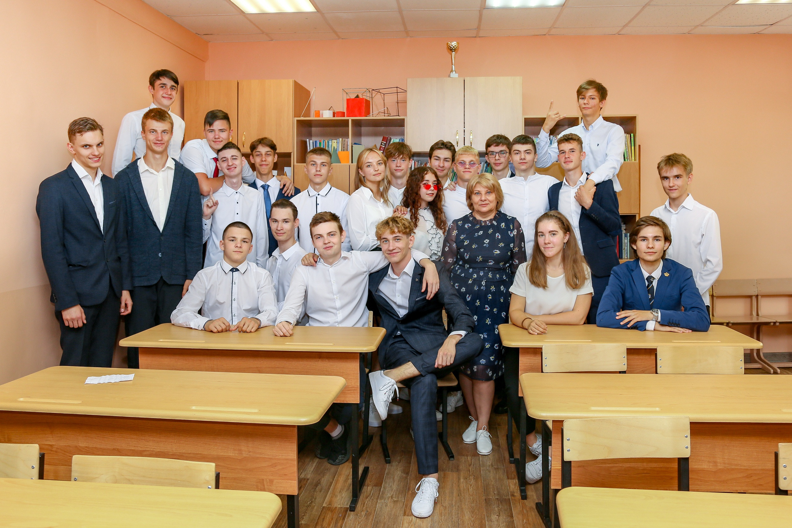 Школьные фото. Школьные выпускные альбомы в Белгороде