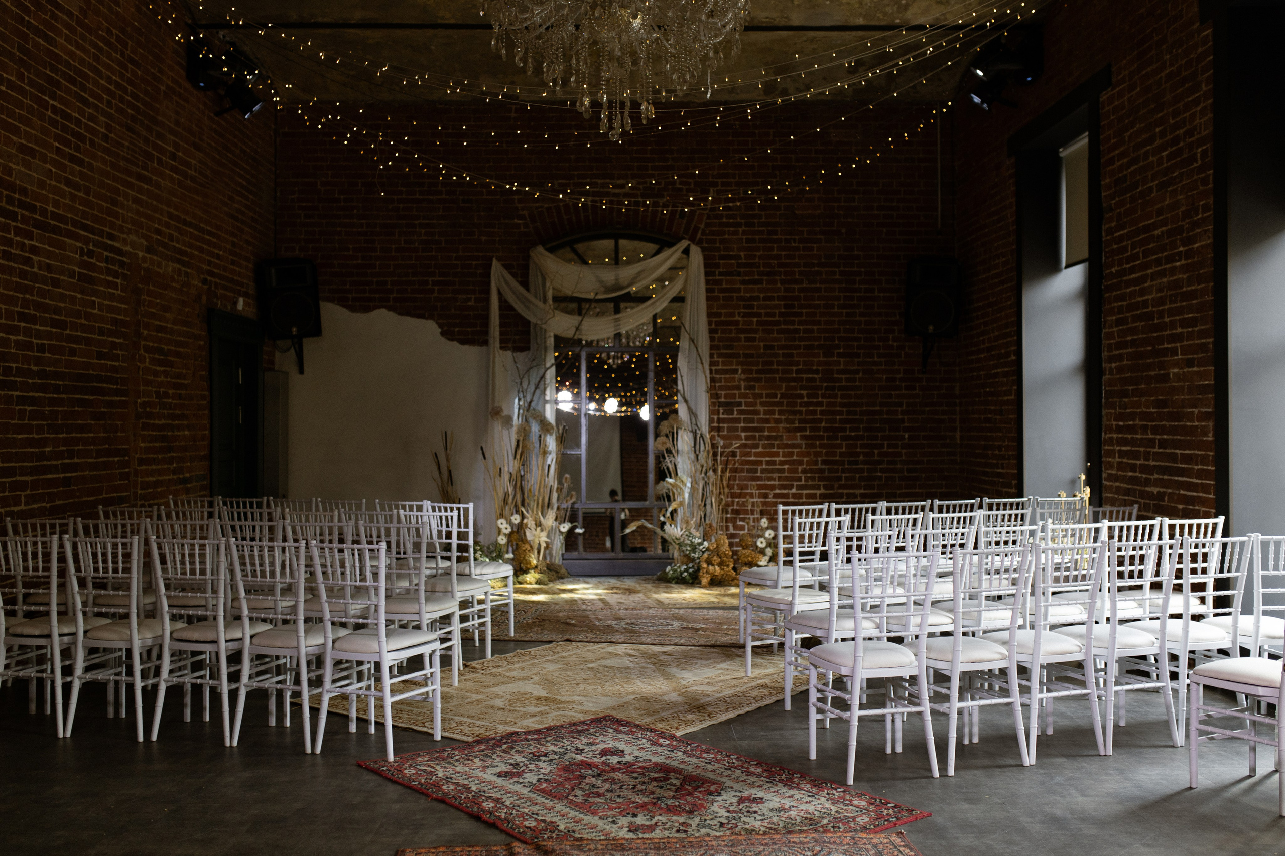 Тверь LOFT1870 (красный). Фотограф Вышний Волочек/Тверь/Москва/Санкт-Петербург