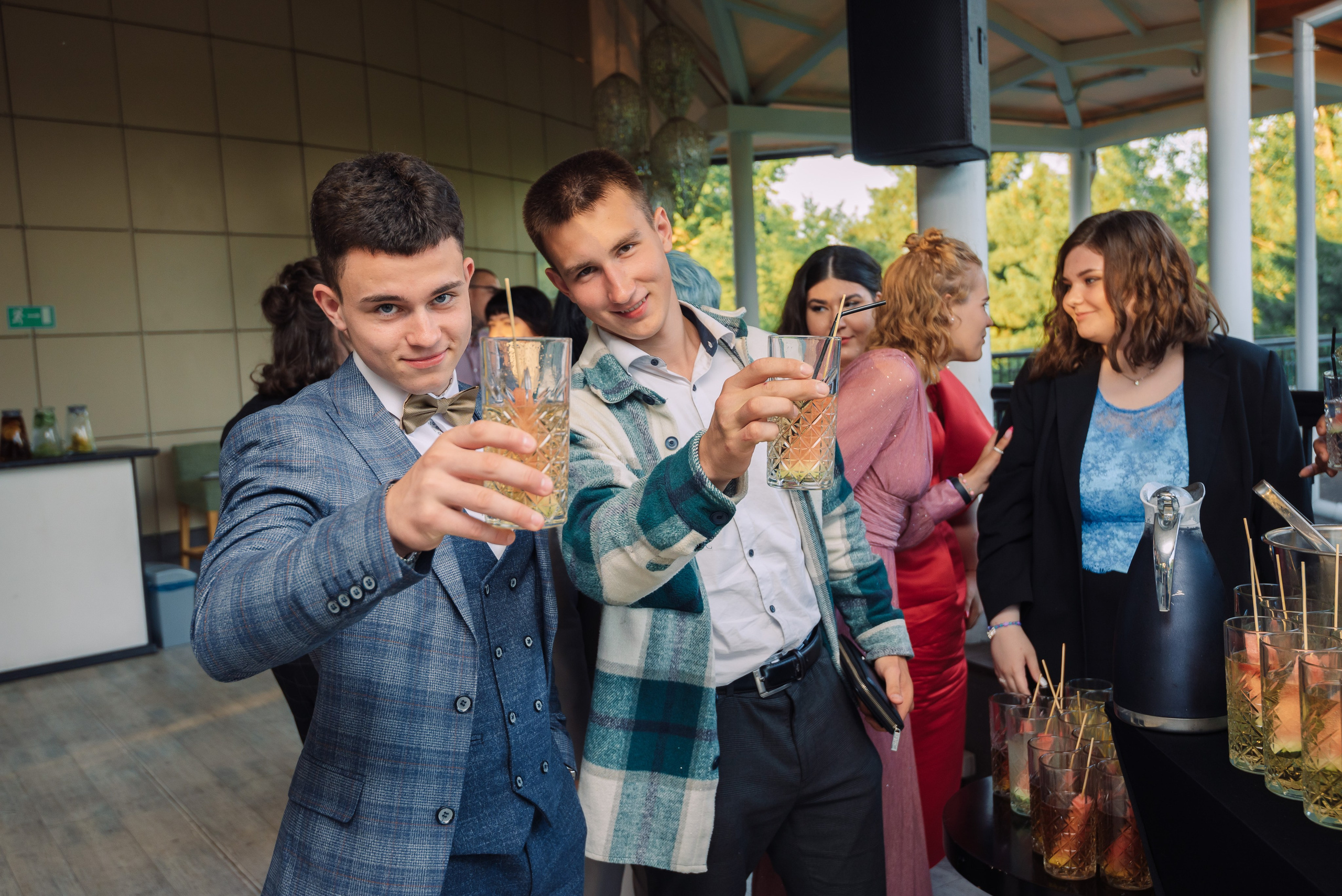 Выпускной 9-11классы. Выпускные книги Анапа Новороссийск Краснодар