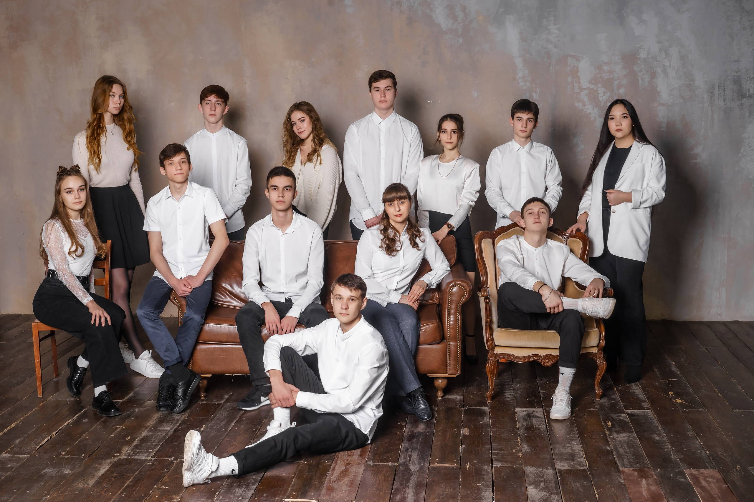 СТУДИЯ «Культура» сьемка для альбома СОШ 57 -11кл. Ольга Плаксина фотограф в Саратове