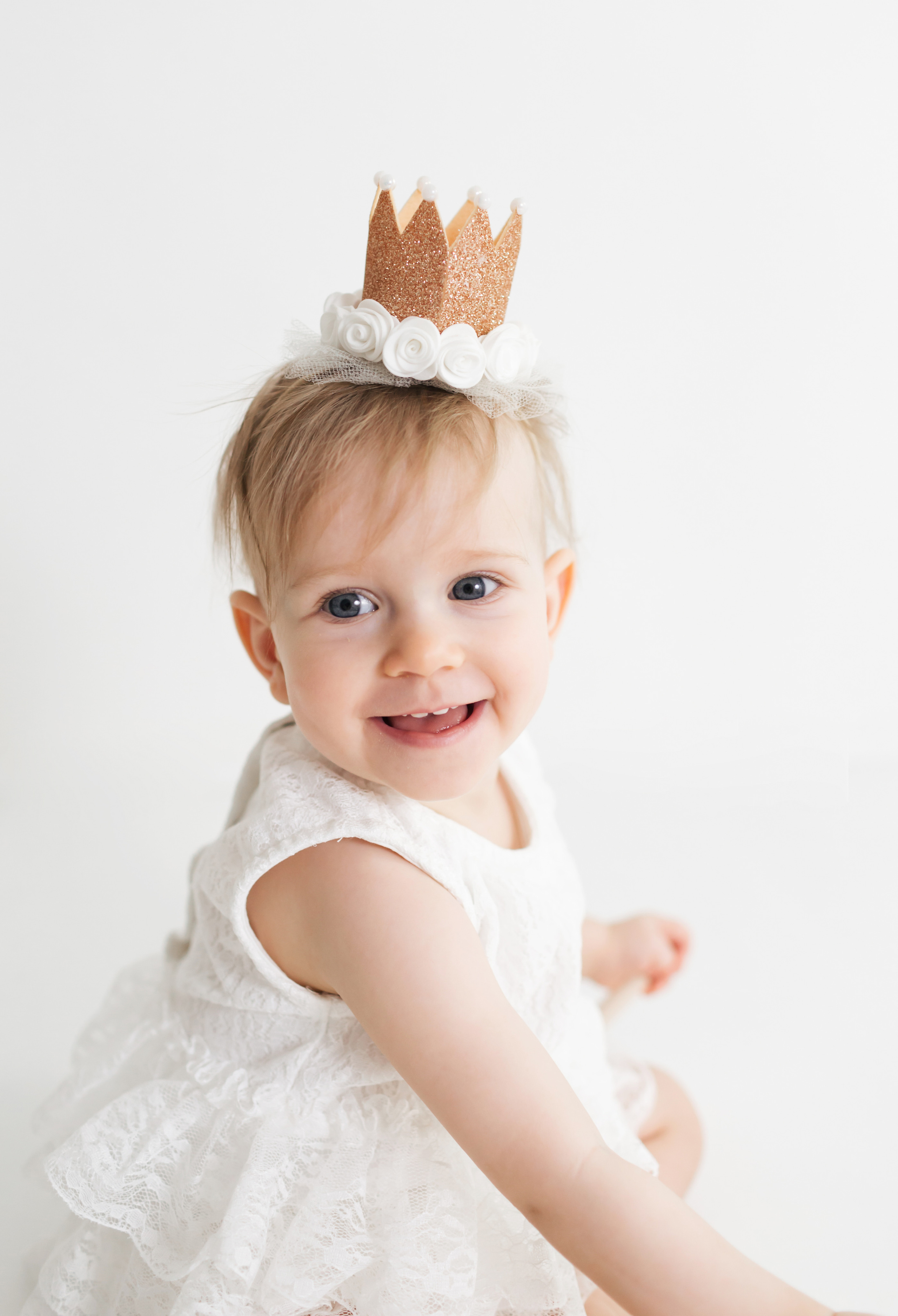 Первый тортик Мирославы. Детский и семейный фотограф Санкт-Петербург, фотосессия Спб