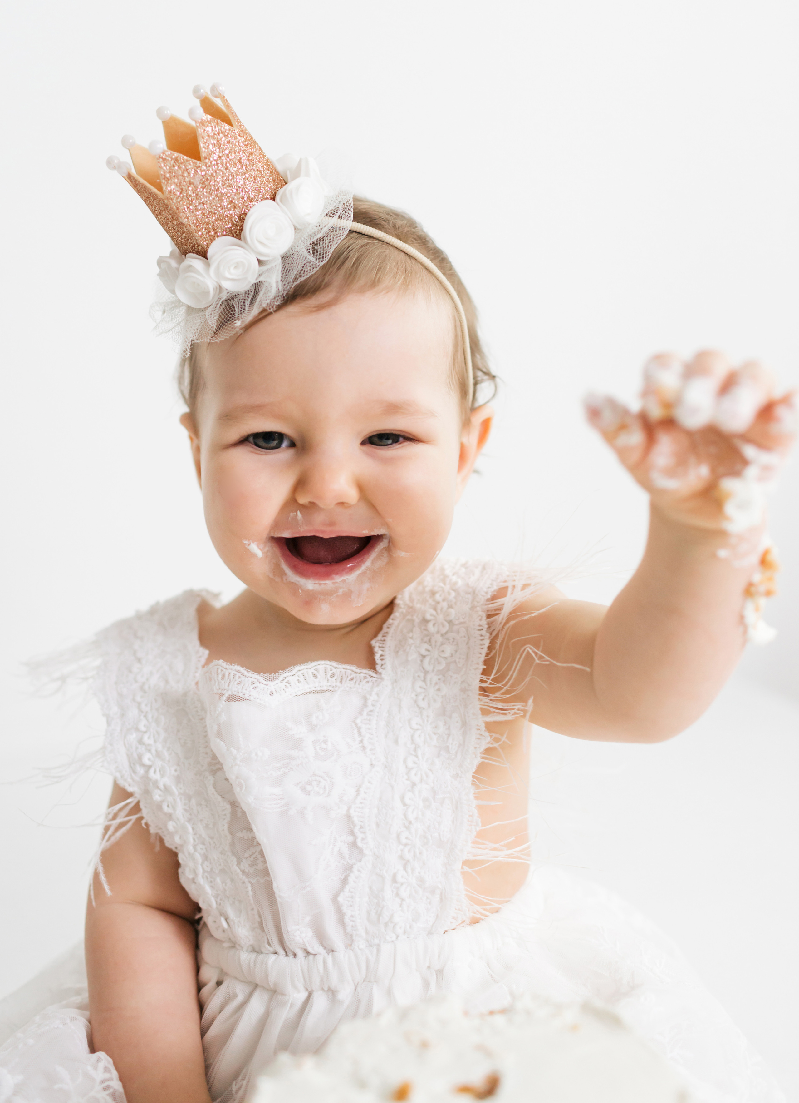 фотосессия на один годик Спб, крушение торта Спб