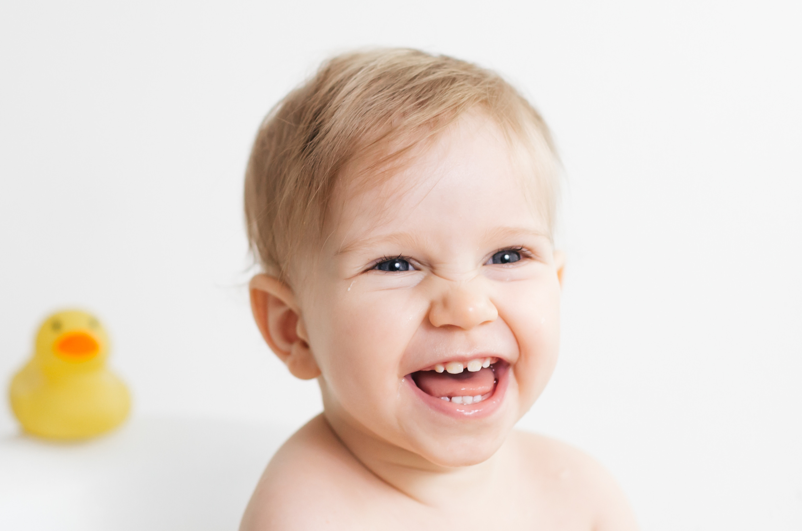 Первый тортик Мирославы. Детский и семейный фотограф Санкт-Петербург, фотосессия Спб