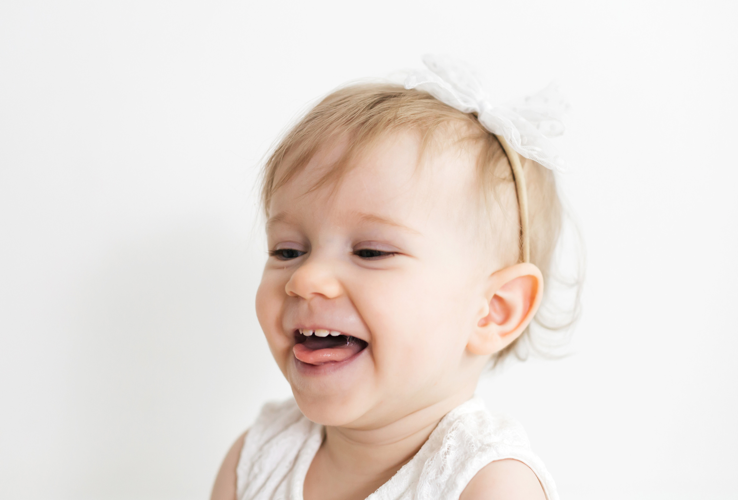 Первый тортик Мирославы. Детский и семейный фотограф Санкт-Петербург, фотосессия Спб