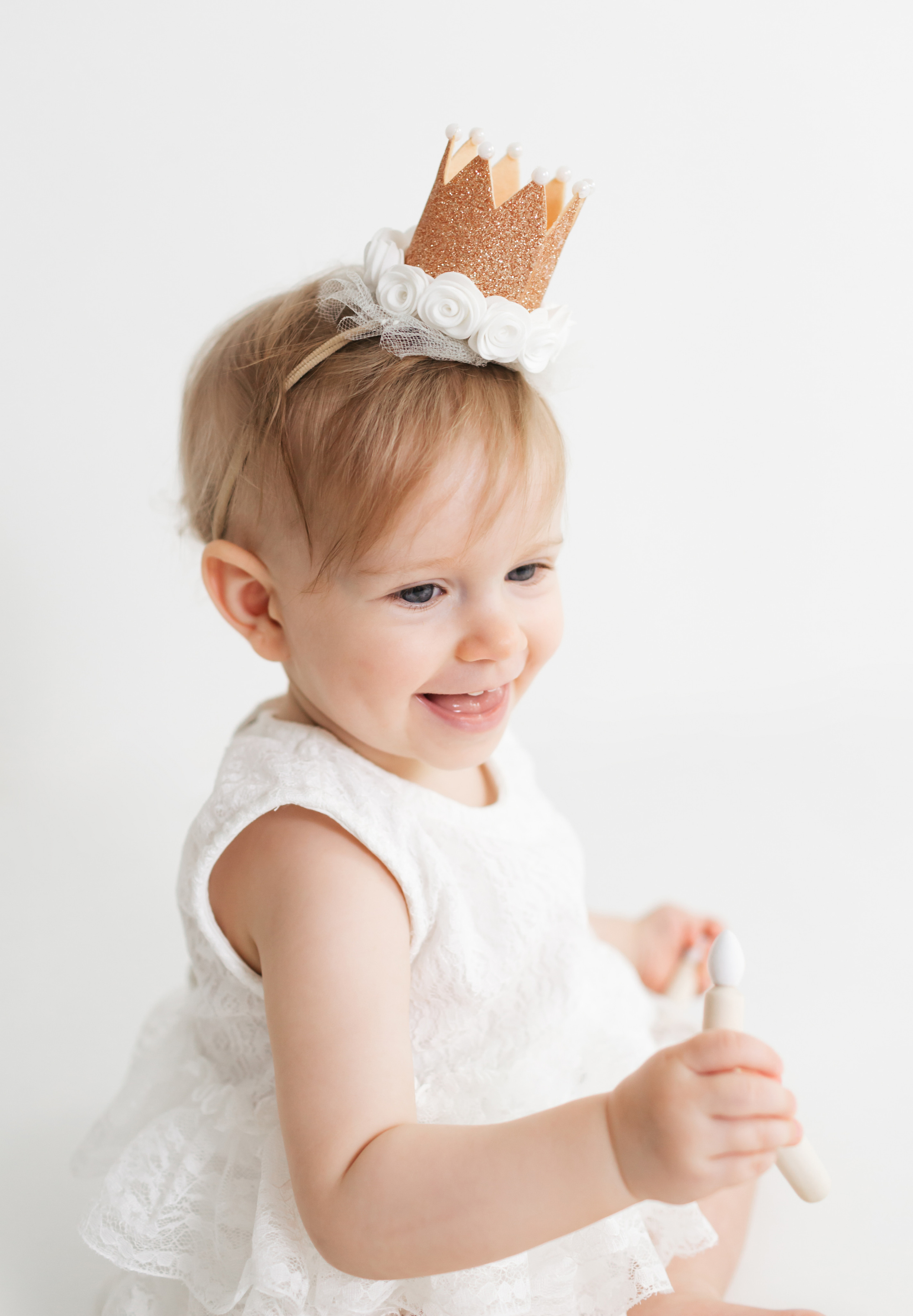 Первый тортик Мирославы. Детский и семейный фотограф Санкт-Петербург, фотосессия Спб