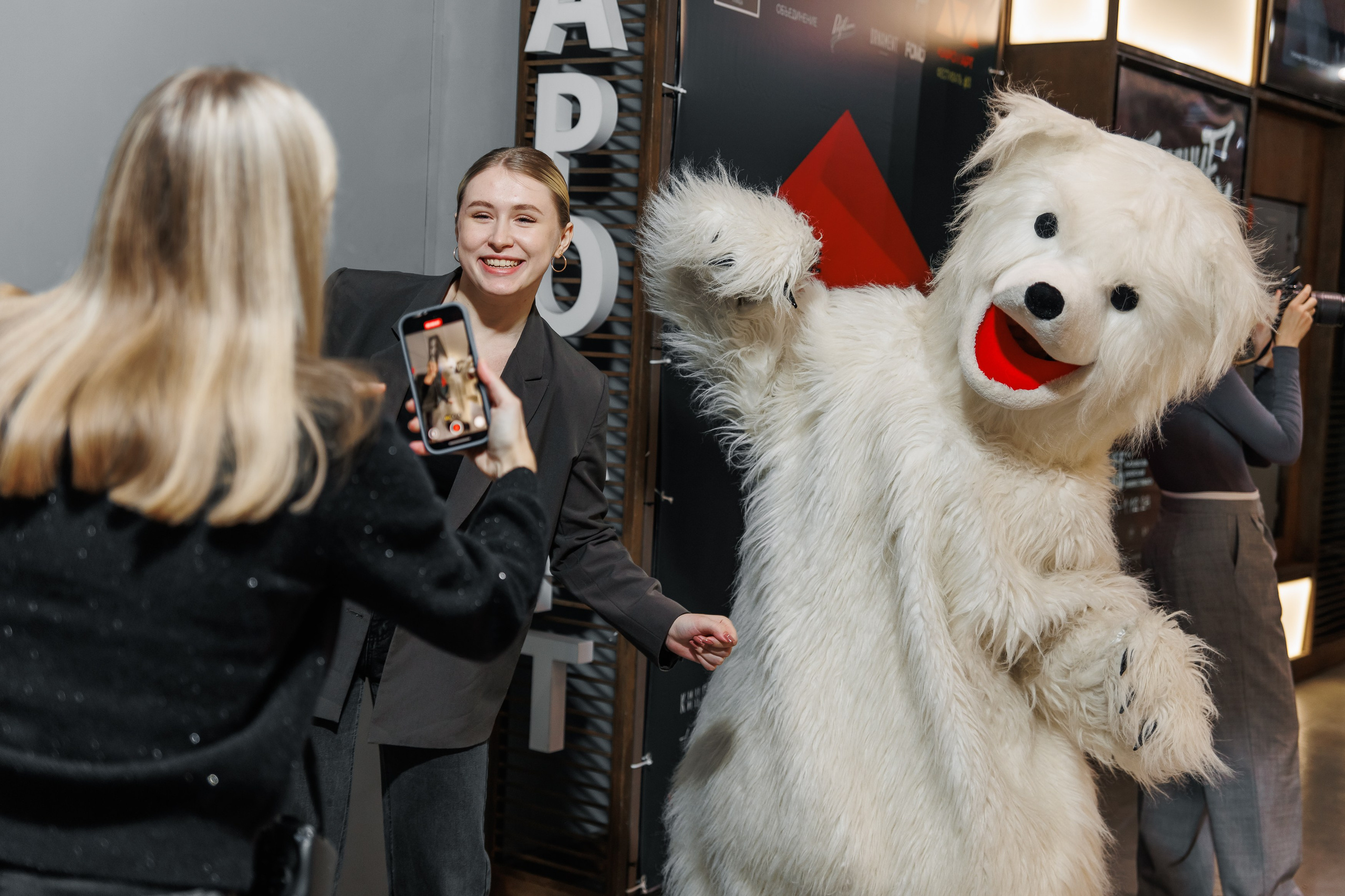 Закрытый показ Шоу. Репортажный фотограф. Москва. Алина Ланская