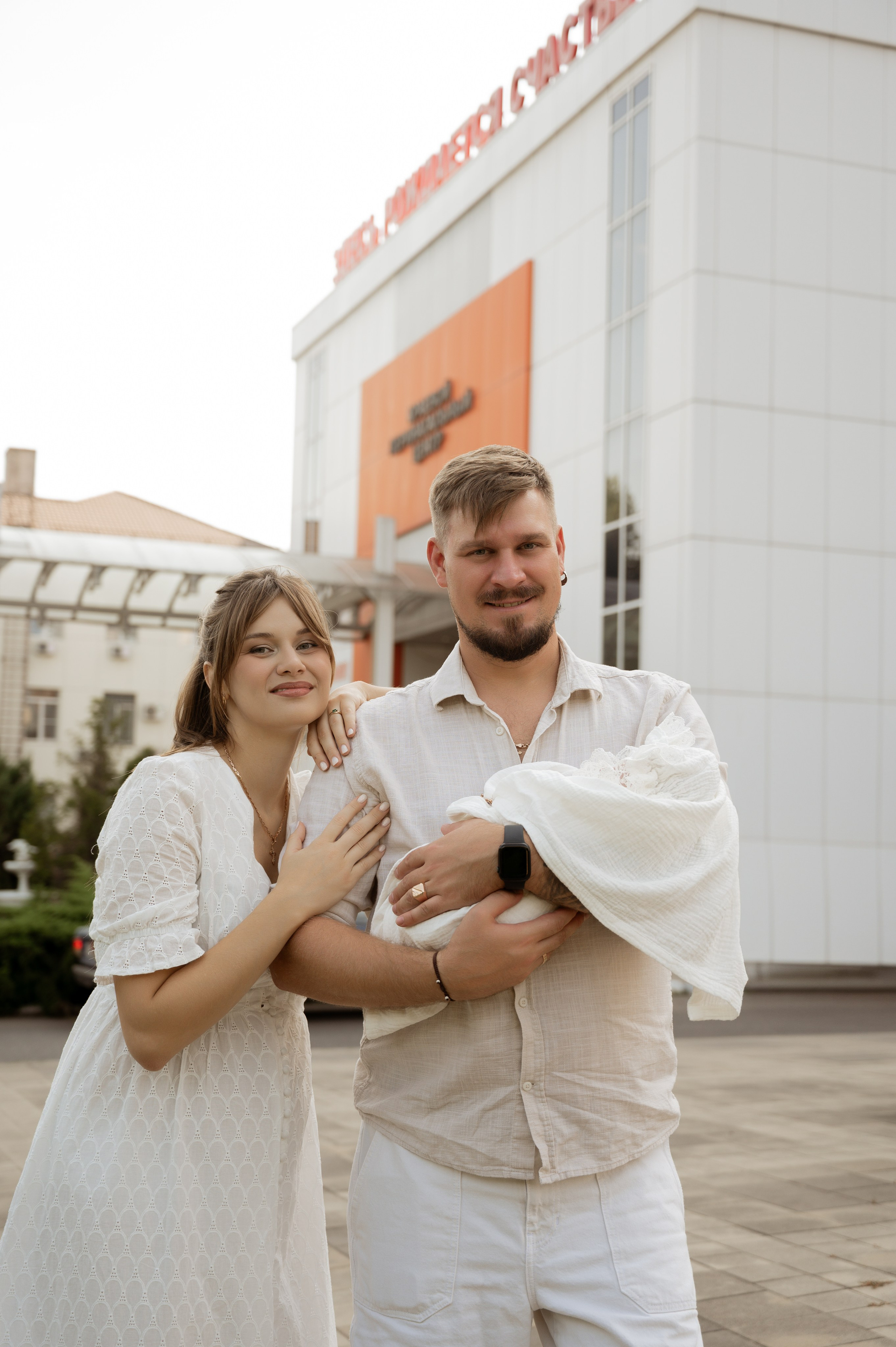 Выписка из роддома. Свадебный и семейный фотограф в Краснодаре Алина Мельник