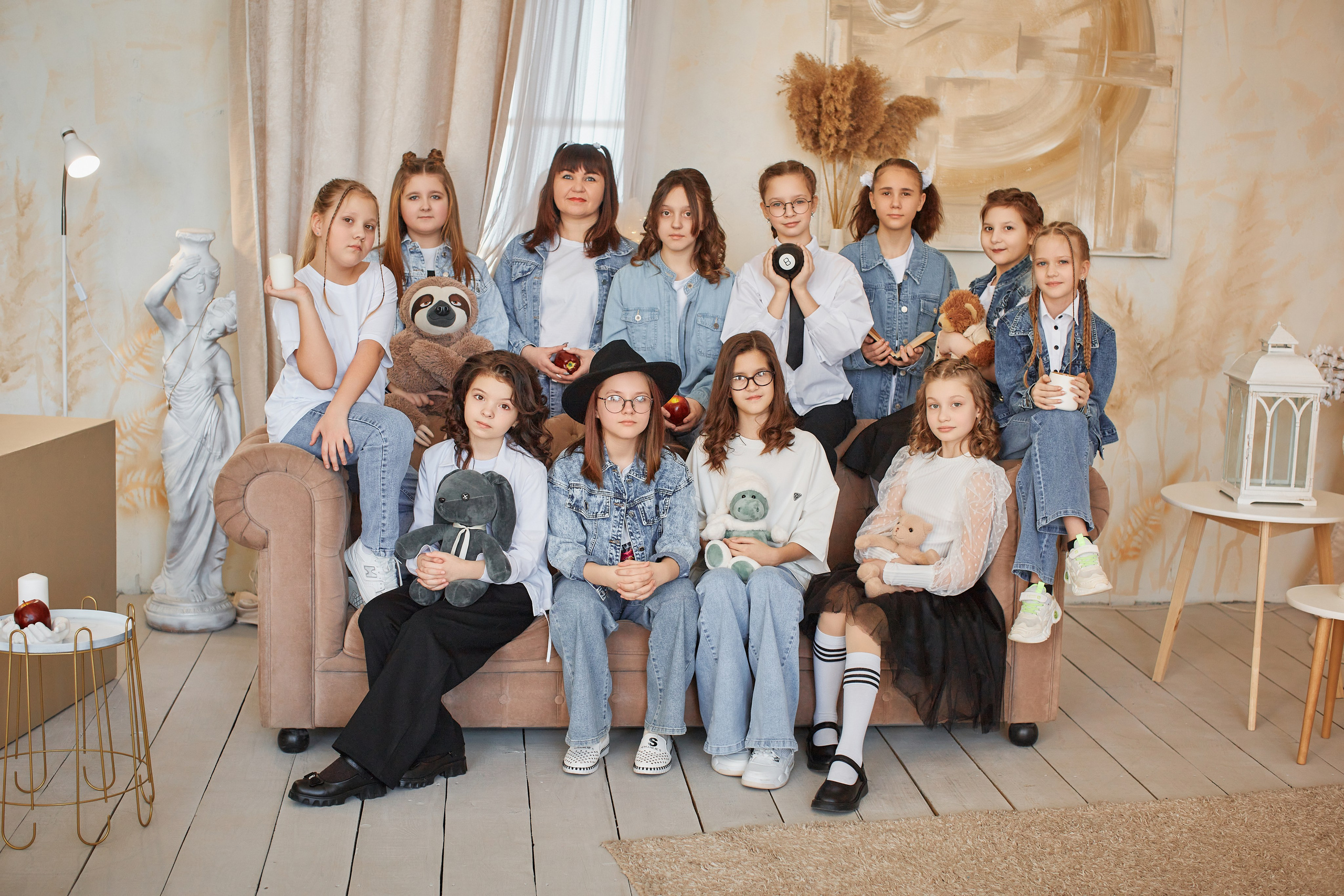 Группы. Выпускные альбомы в городе Курган для всех