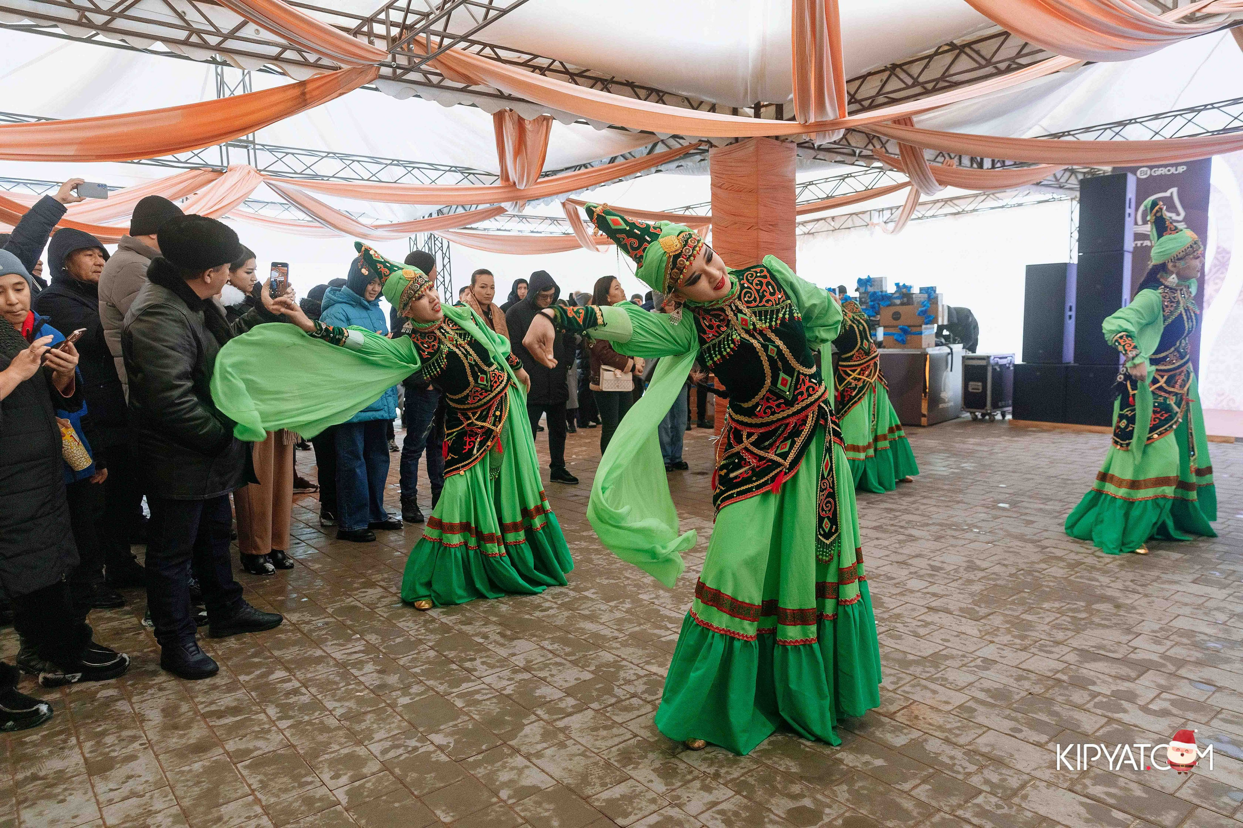 Открытие бигвилля Атамура