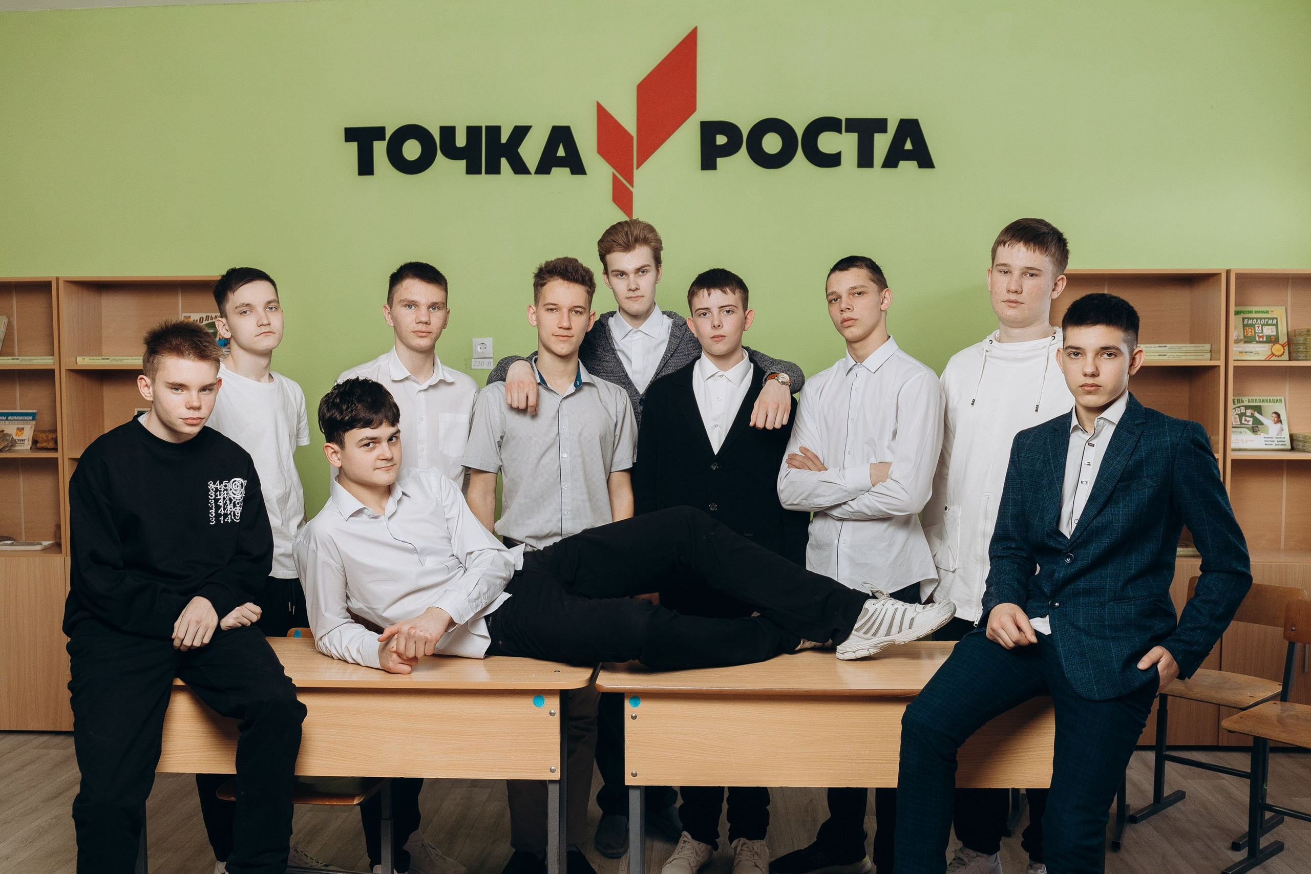 Групповые фотографии. BREAKBOOK | Выпускные альбомы в Пензе и Пензенской области