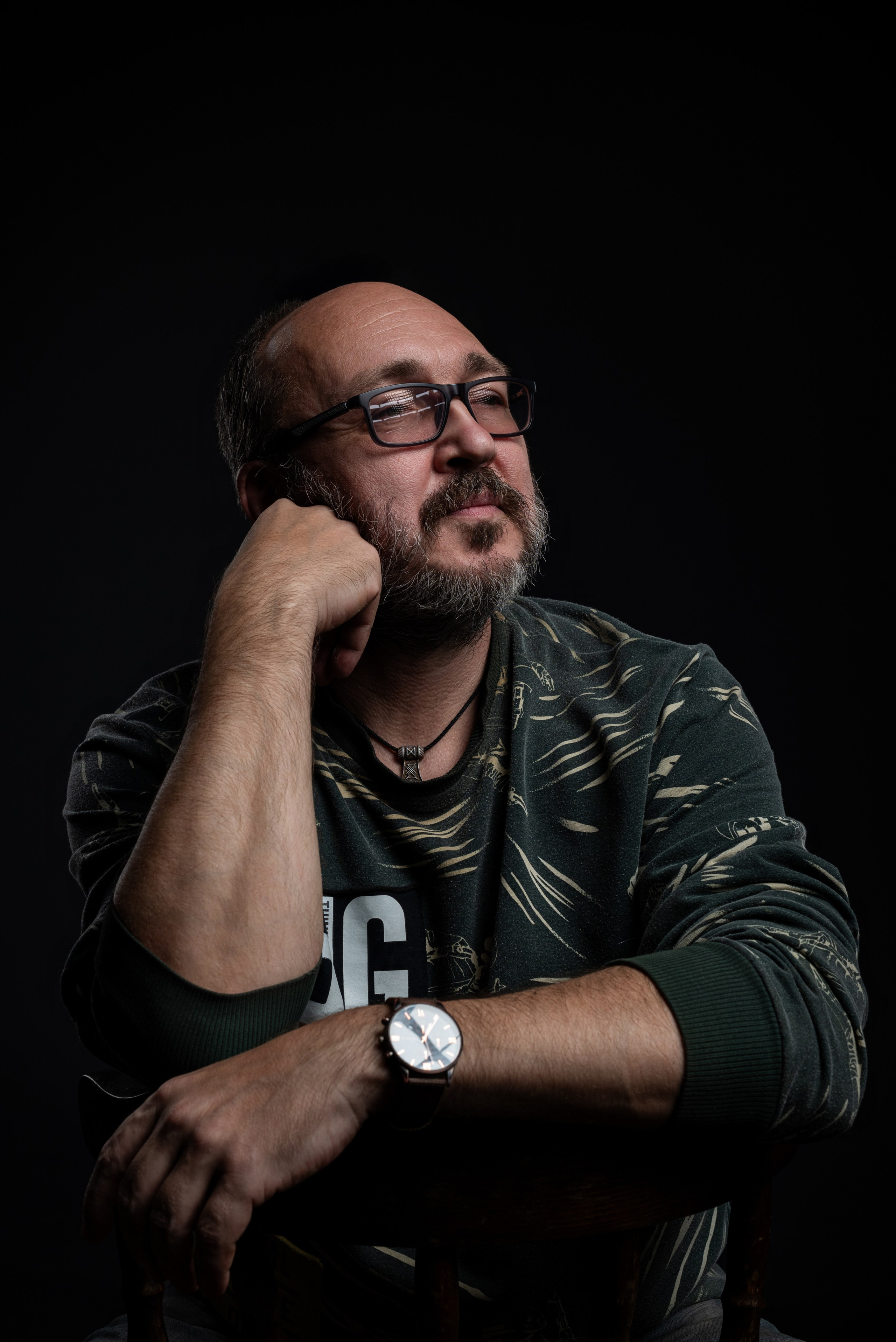 Мужской портрет. Фотовидео.рус