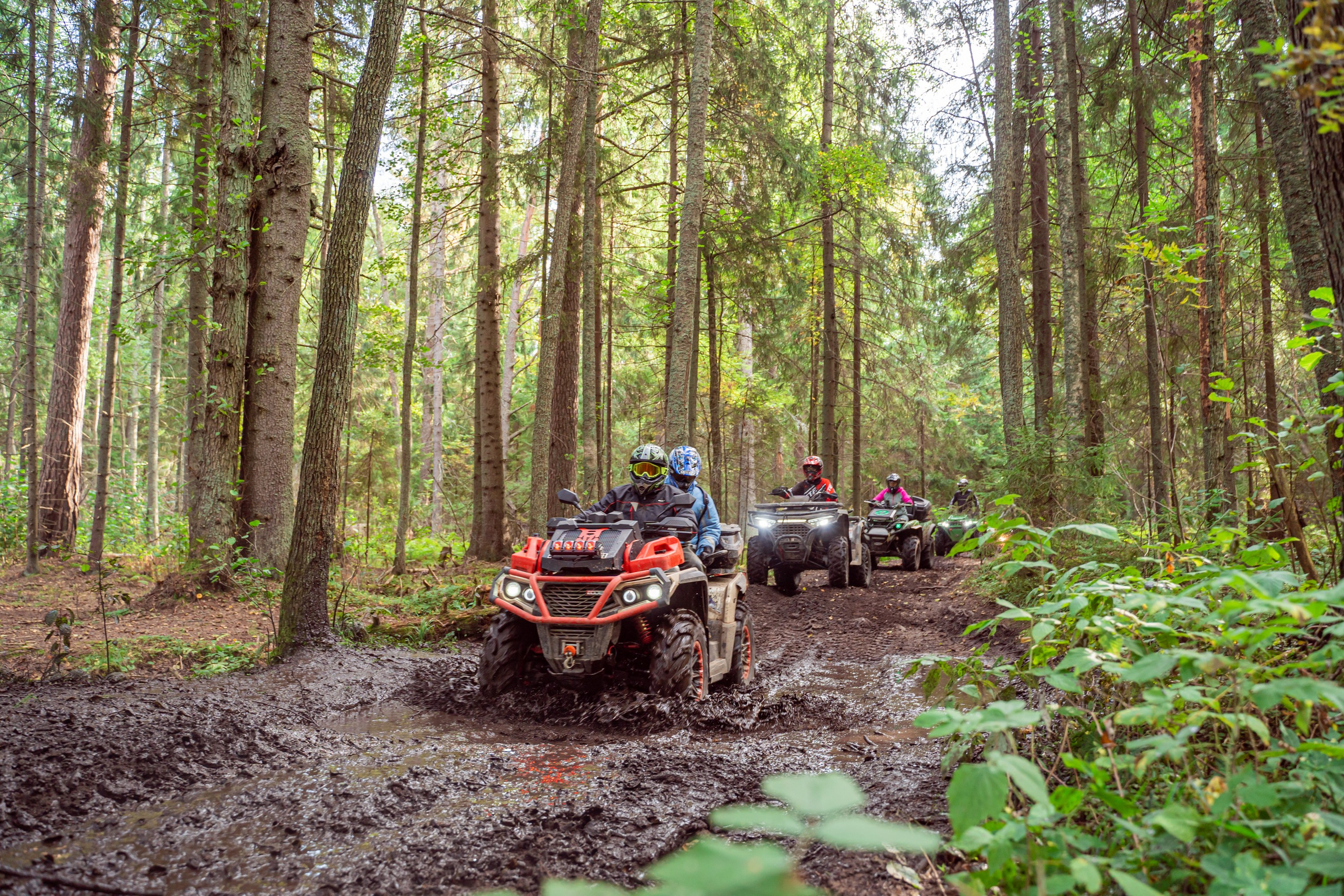 Квадровыезд —спортивный репортаж в Ленинградской области. Свадебный, семейный, портретный, репортажный фотограф в Санкт-Петербурге