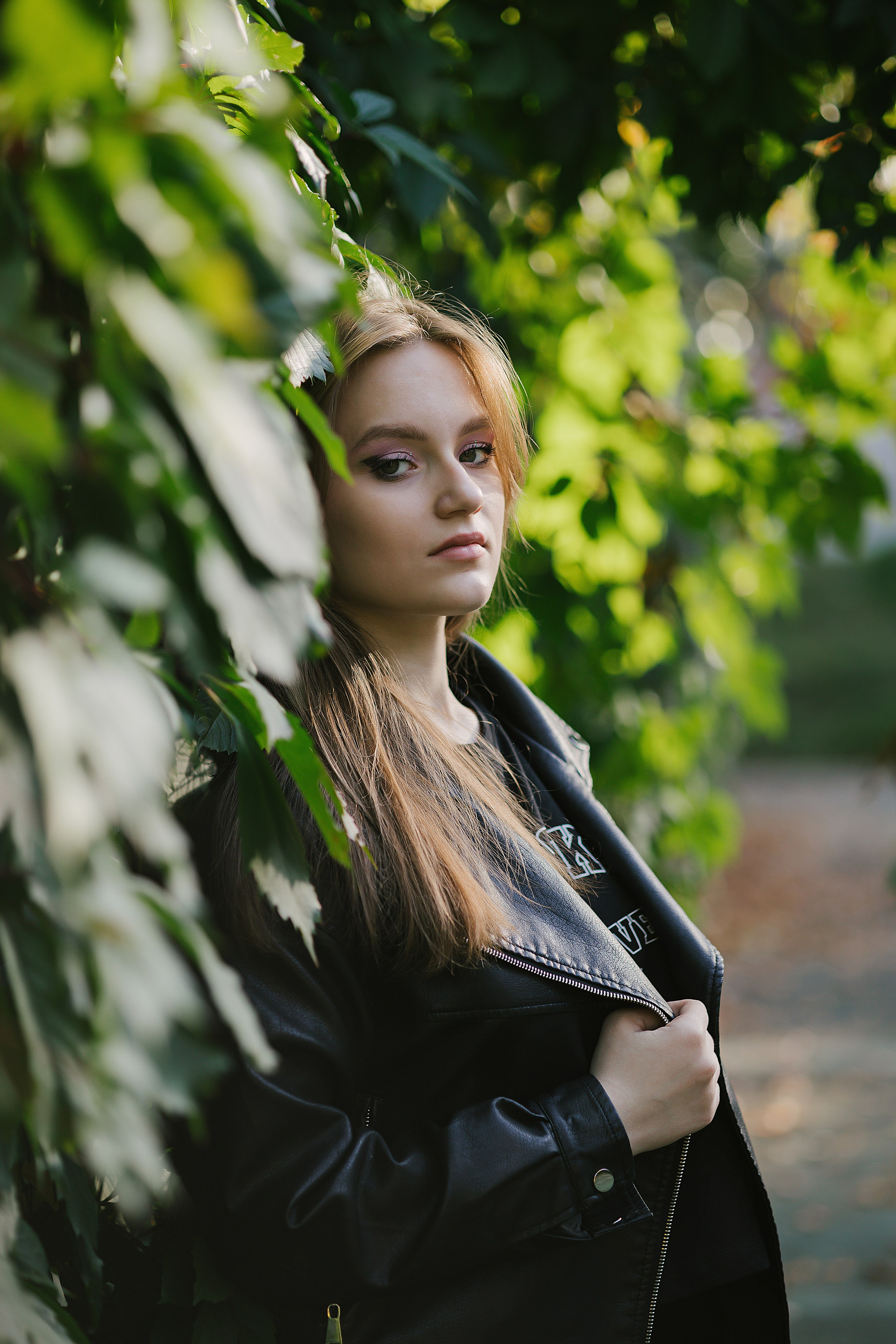 Осенняя фотосессия для выпускников 11 классов Москва. Выпускные альбомы в Серпухове