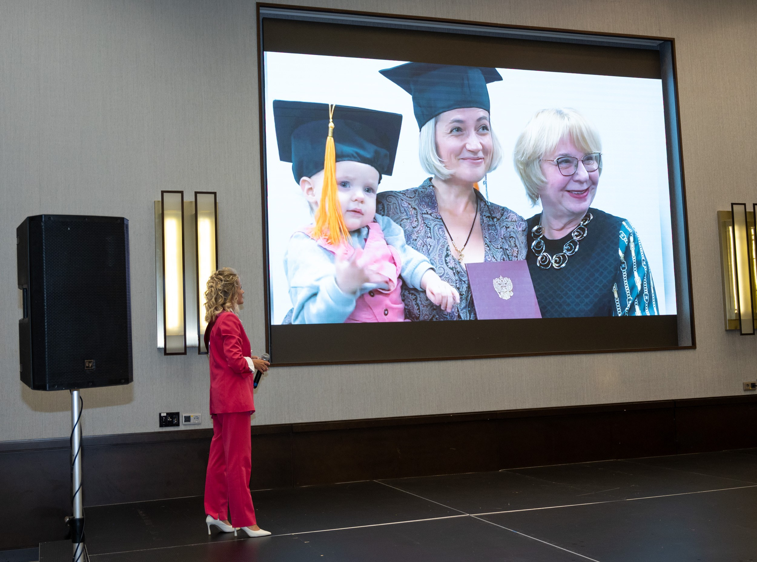 Церемония открытия Конкурса красоты «LADY WORLD» 2024. Фотографирую счастливых людей в Сочи