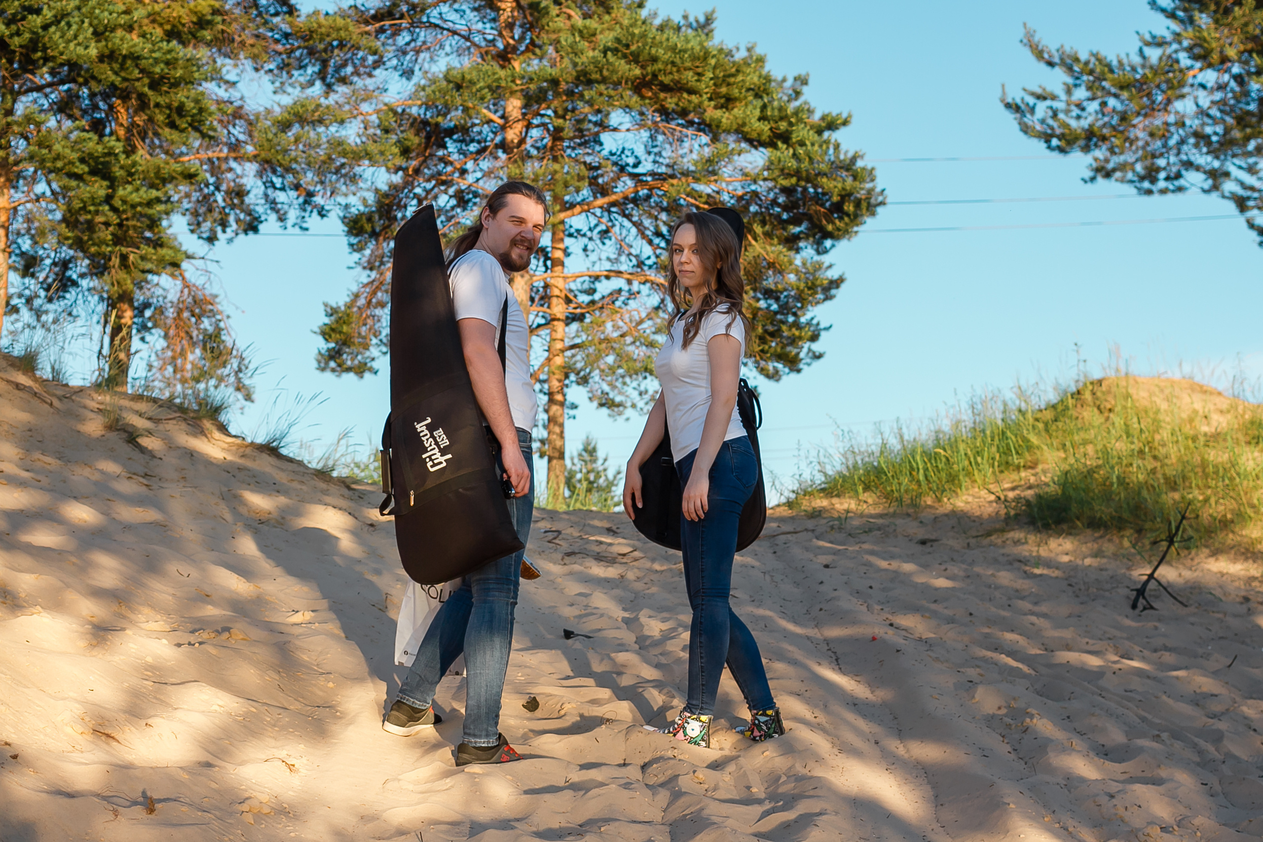 Прогулка Аси и Димы. Фотографиня Мария Дикова