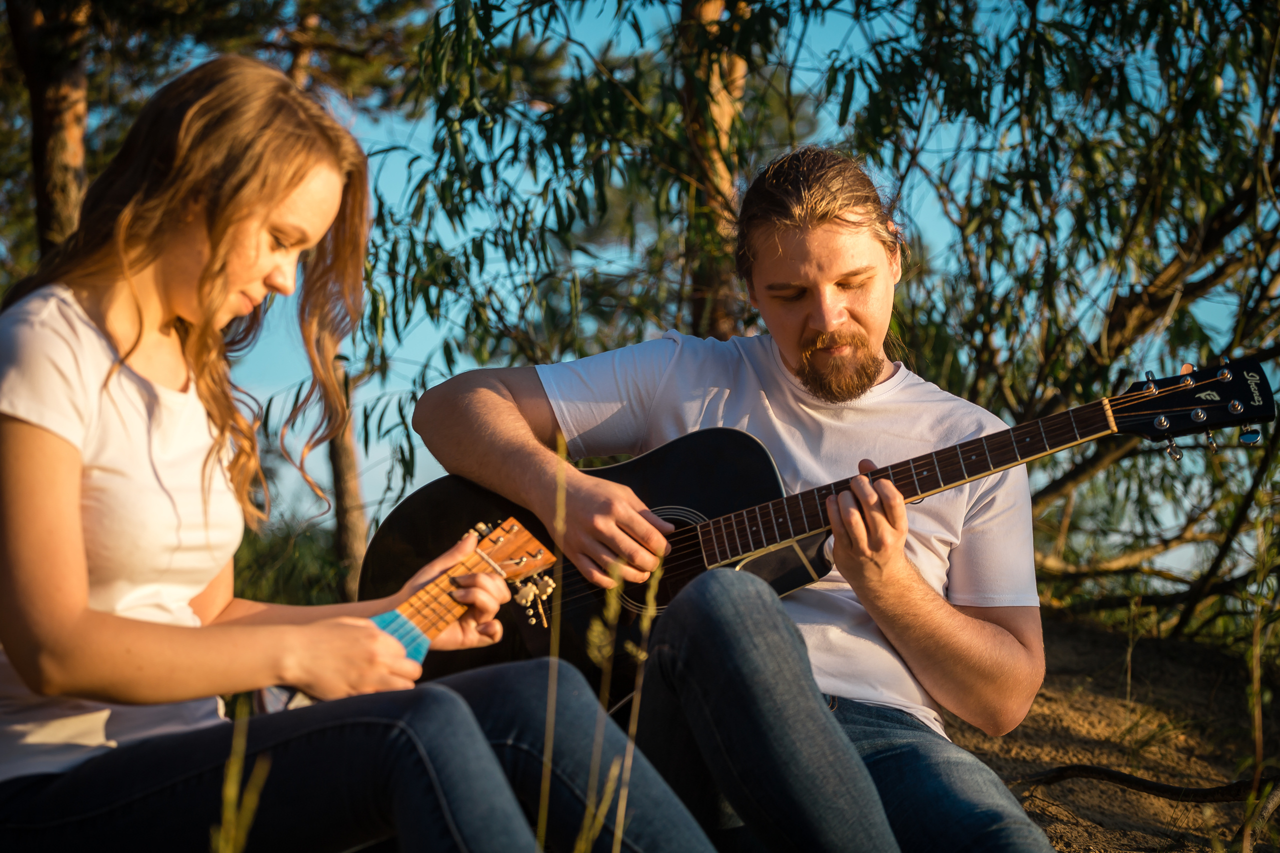 Прогулка Аси и Димы. Фотографиня Мария Дикова