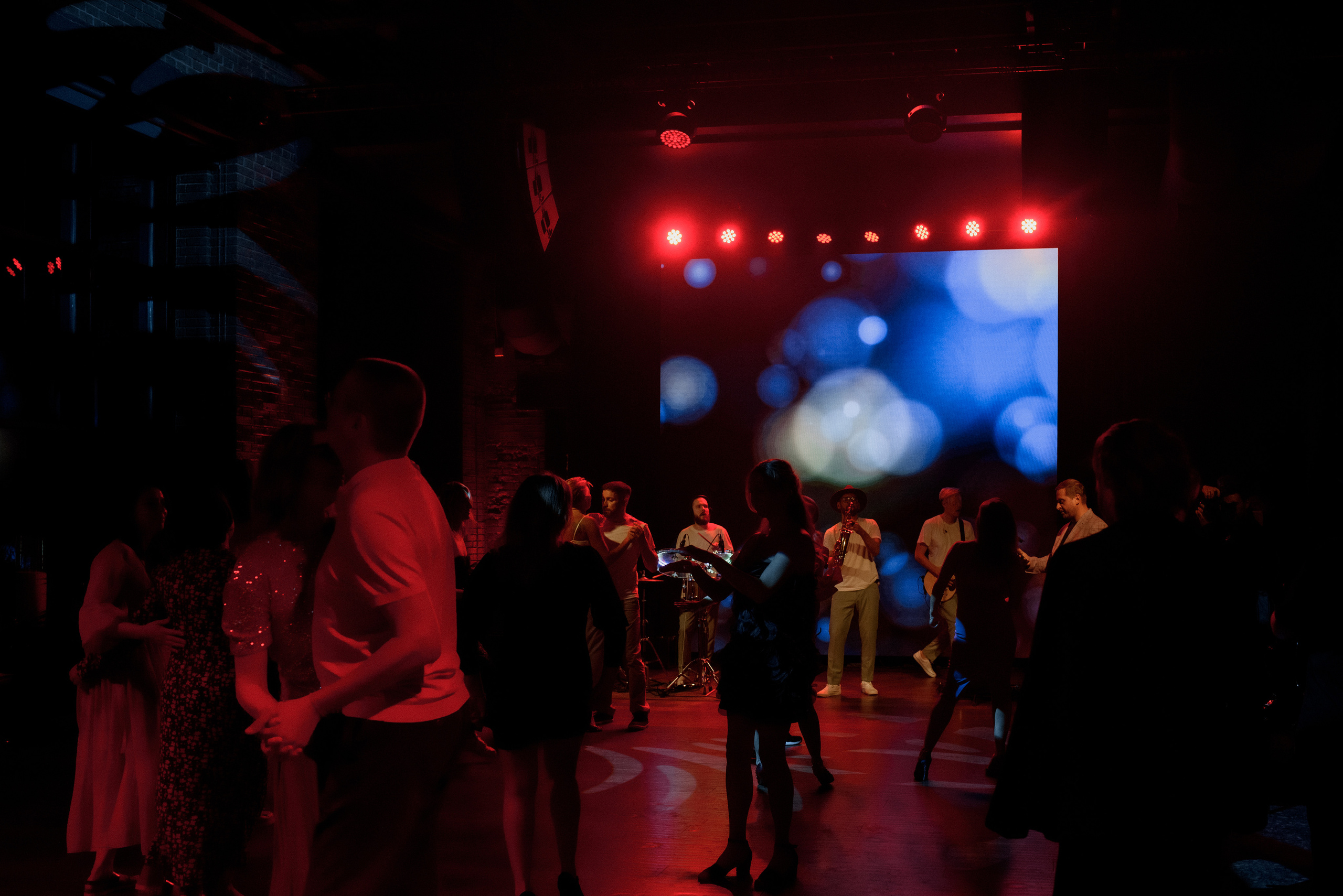 Лена и Антон. Home