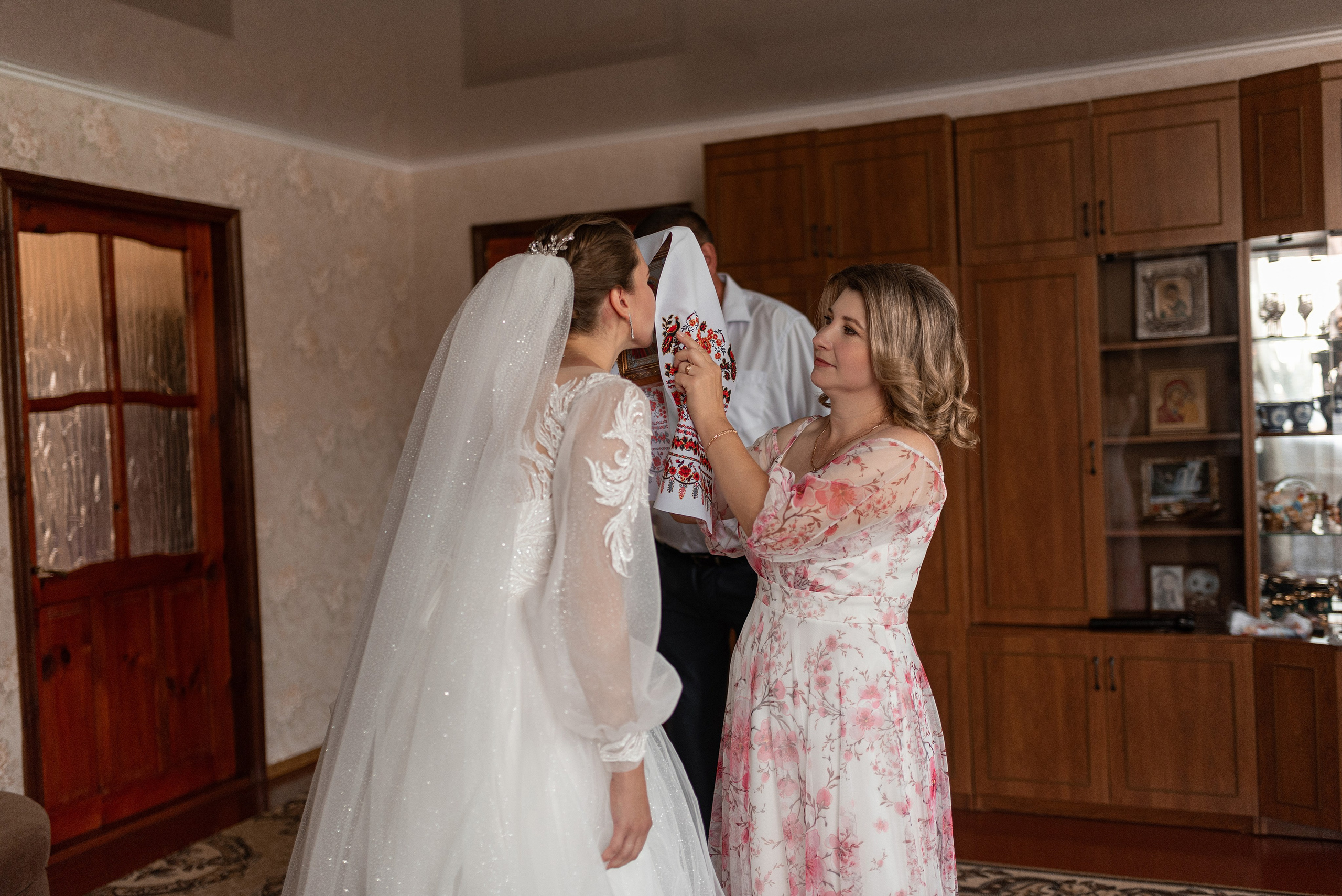 Александр и Юлия. Свадебный фотограф Белгород Валуйки Старый Оскол Воронеж