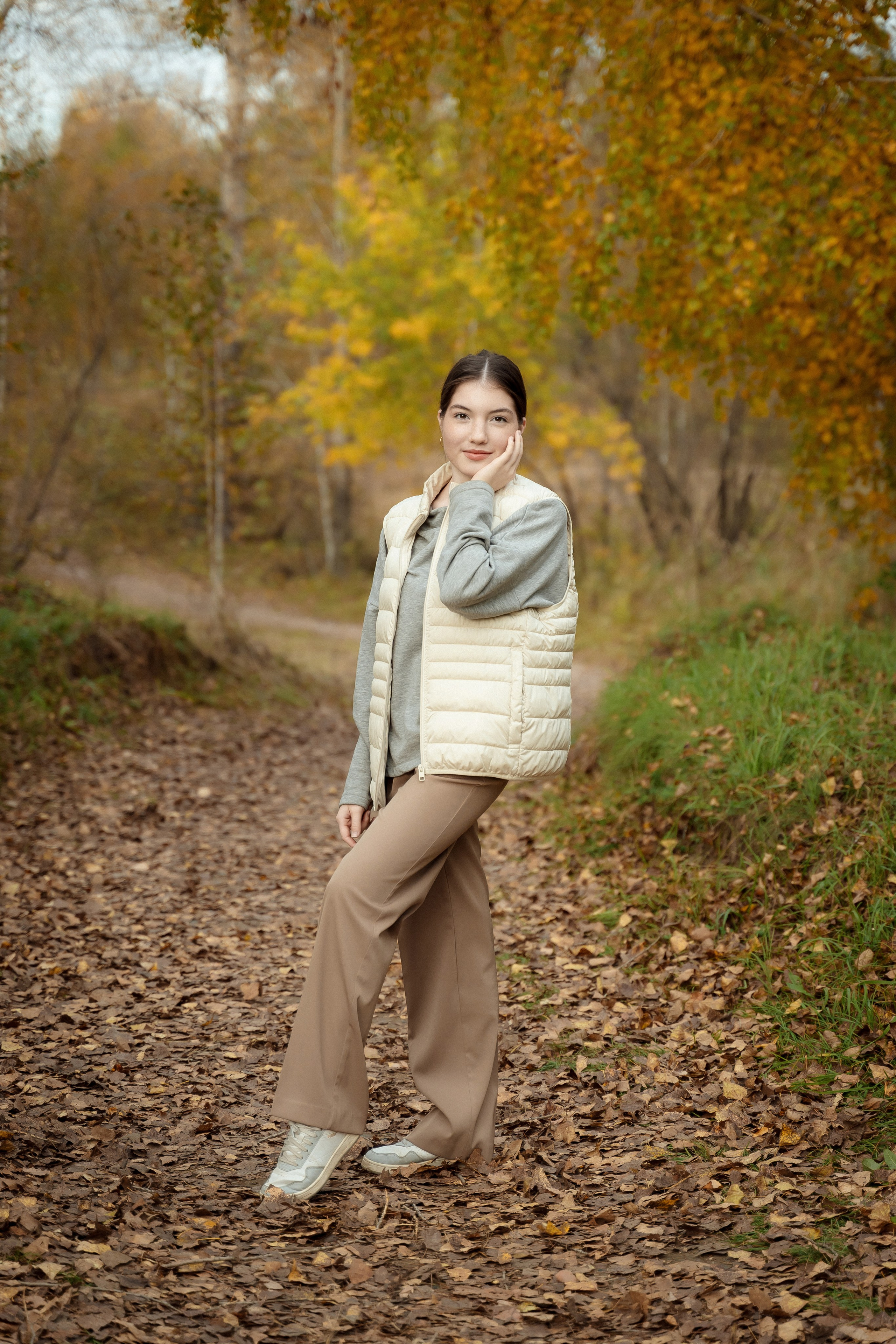 Фотосессия осенью в парке. 11 класс. Фотограф Ким Наталья в Красноярске