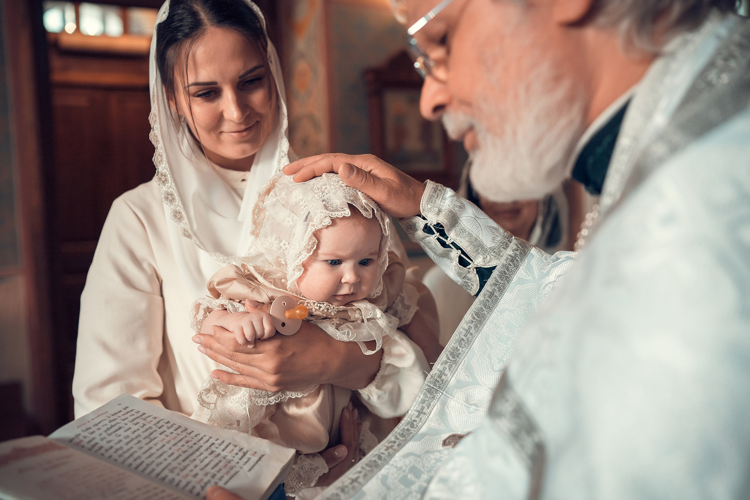 Таинство Крещения Красноярск. Фотограф на Крещение и Венчание в Красноярске Рамазанова Юлия