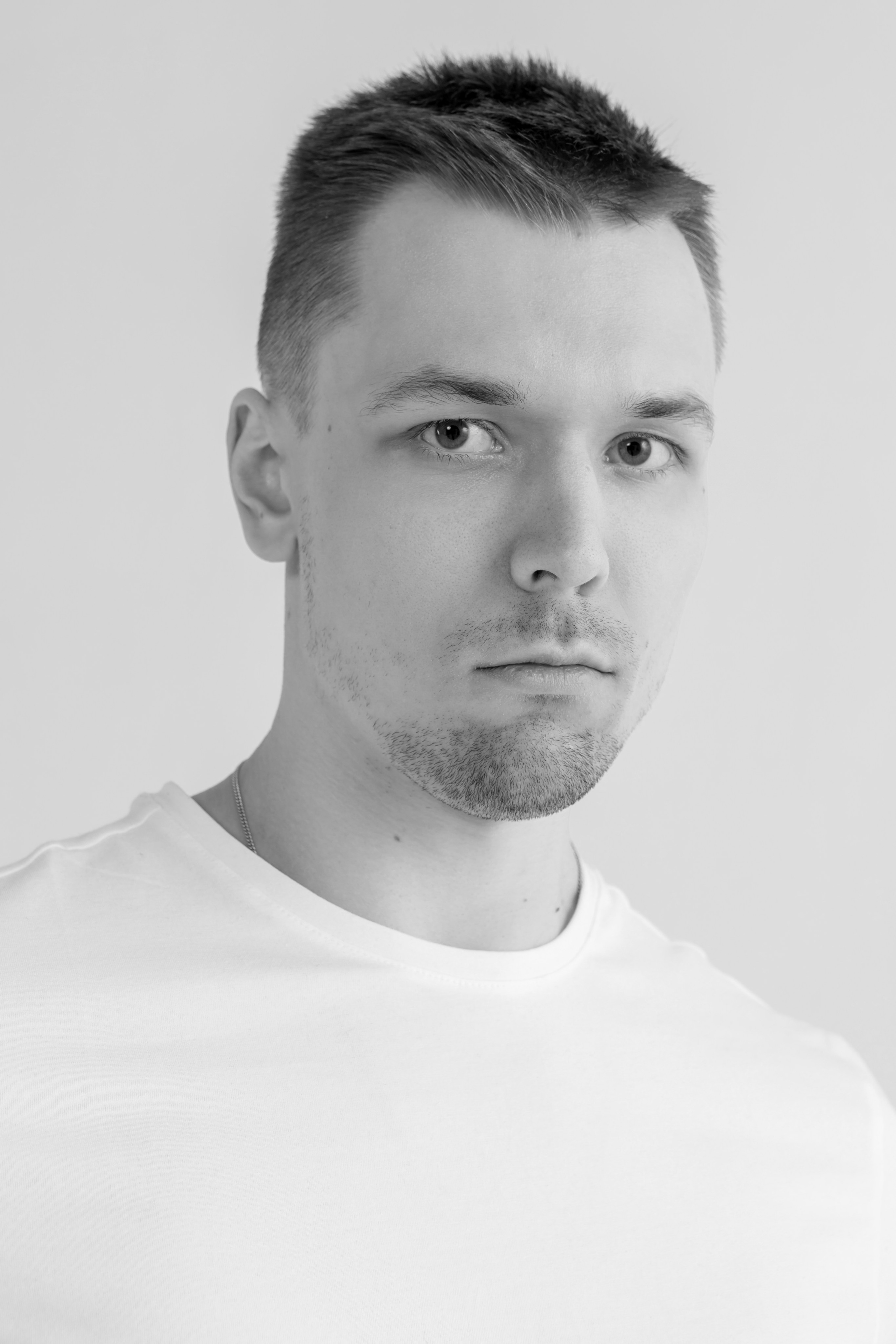 B&w mens tests. Photographer Rena Epikhova