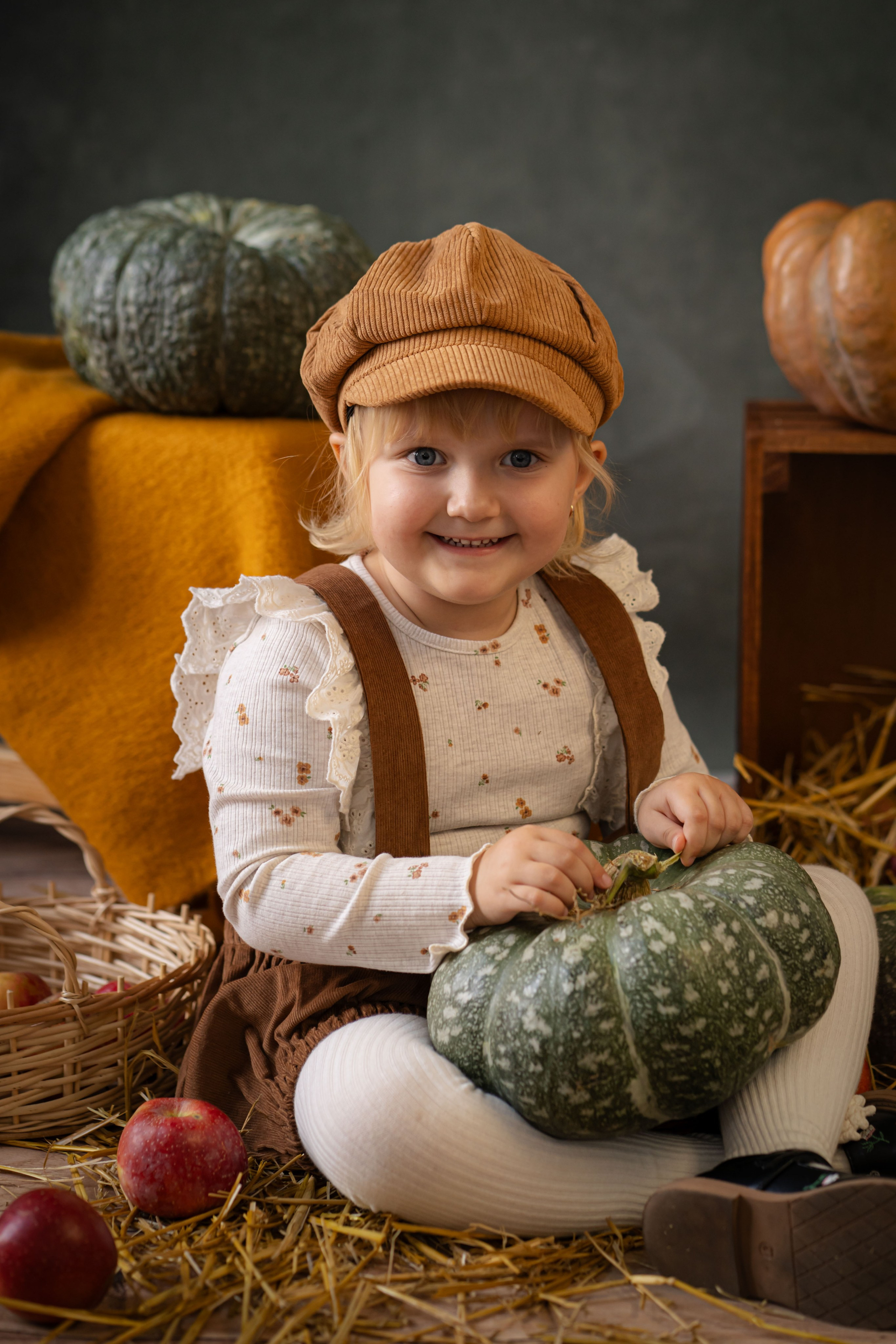 Осенняя съемка для детского сада. Фотограф в Кабардино-Балкарской республике, Нальчик, Инна Абакарова