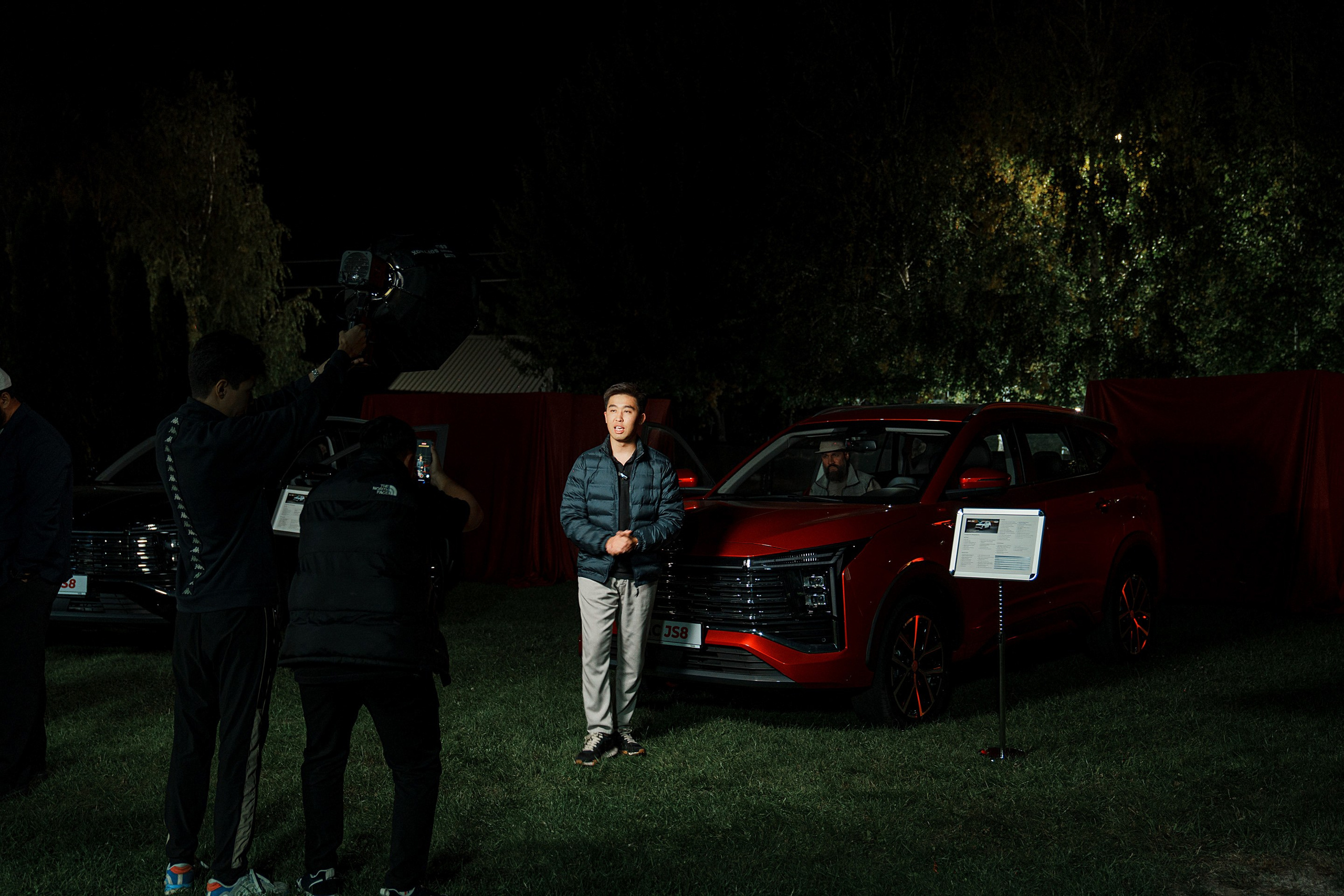 Презентация новой моделей JAC JS8. Фотограф TAULAN_1