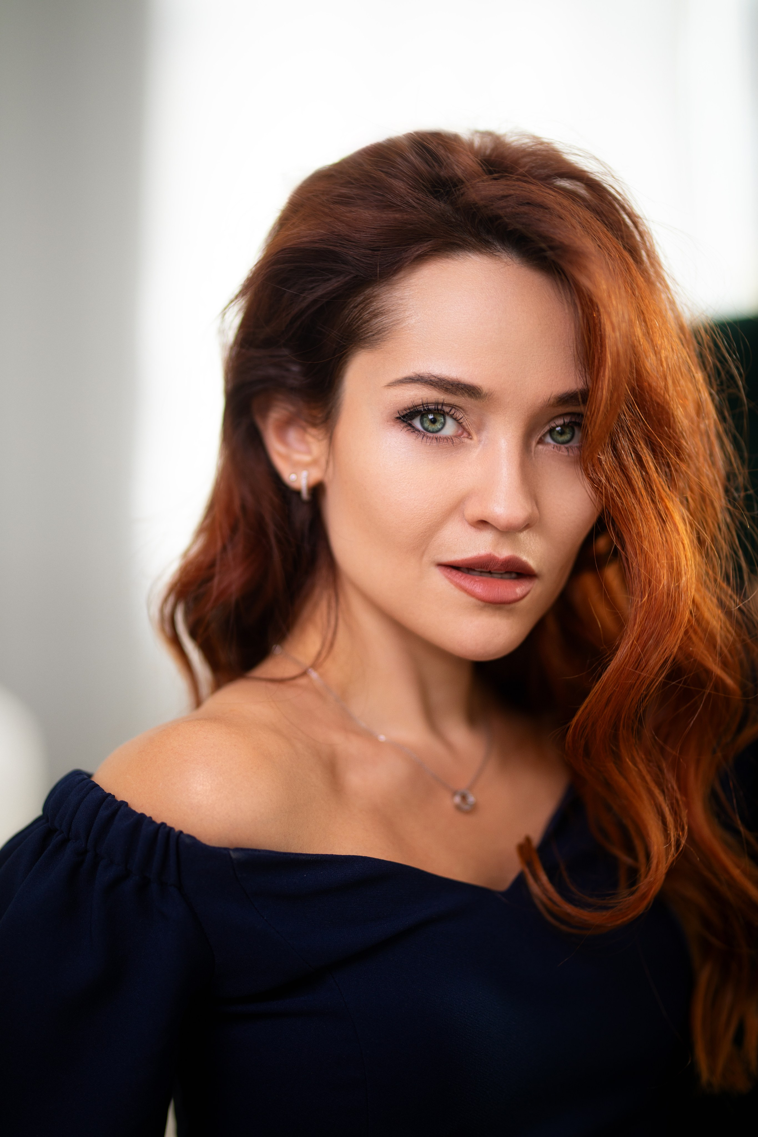 Студийный фотосет с Еленой в интерьере и на циклораме в формате для «себя»