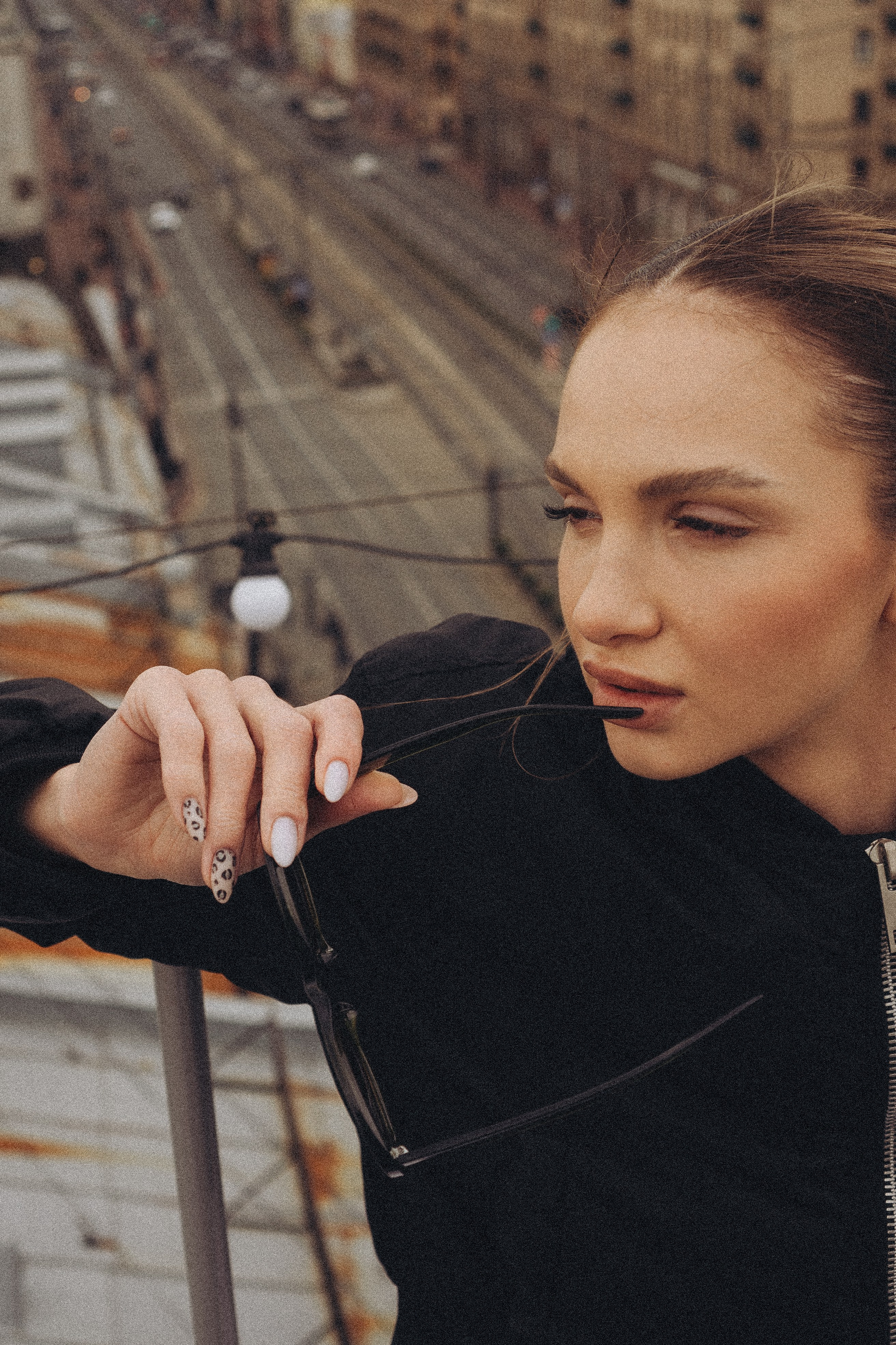 МЫ ГУЛЯЛИ ПРО КРЫШАМ ПИТЕРА. Профессиональный фотограф, Санкт-Петербург — Виктория Богомолова