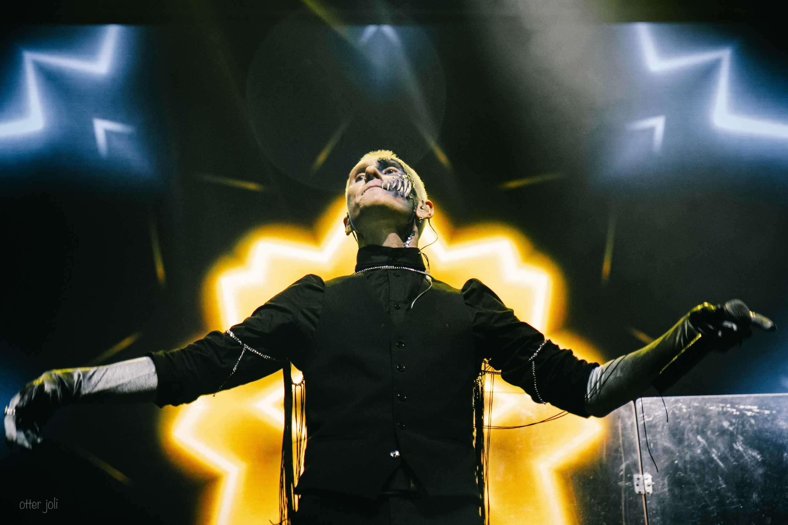 Geek & Music. Концертный репортёр Валерия Сафина