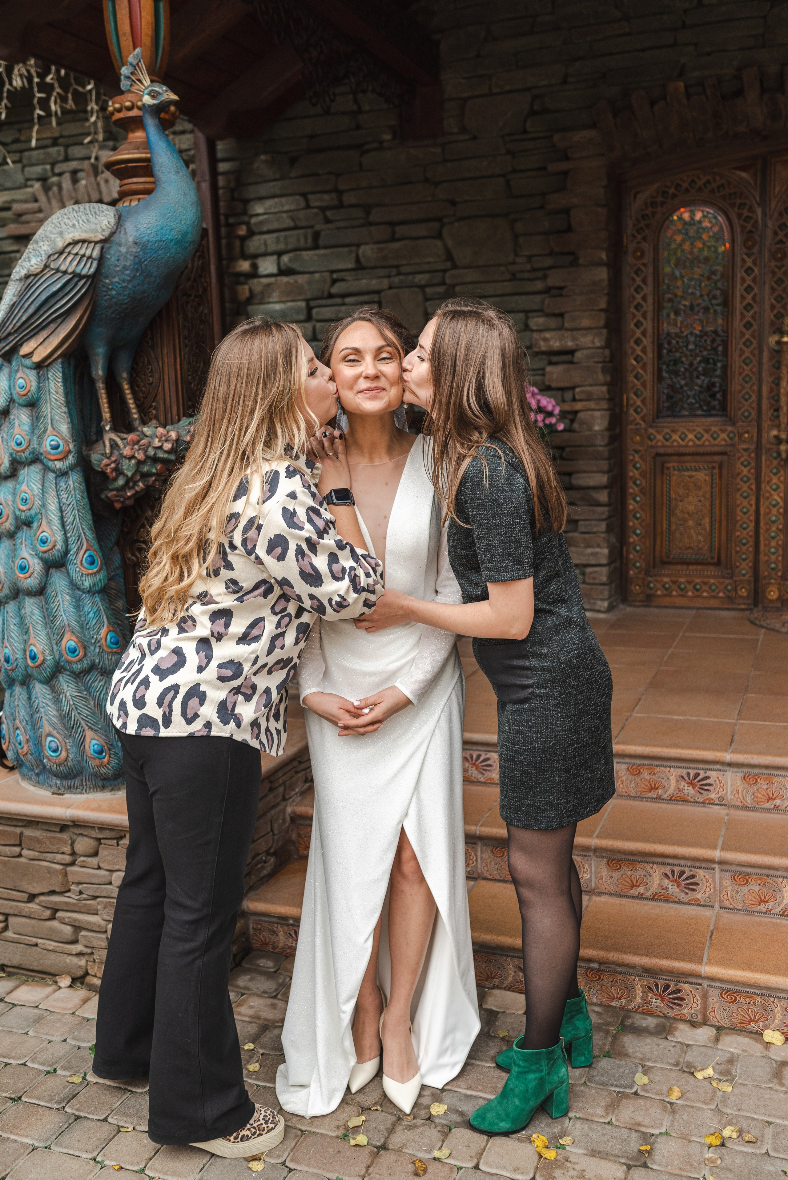 Свадебная фотосессия в Каменске-Шахтинском парке Лога. Фотограф в Каменске-Шахтинском Ольга Сагал