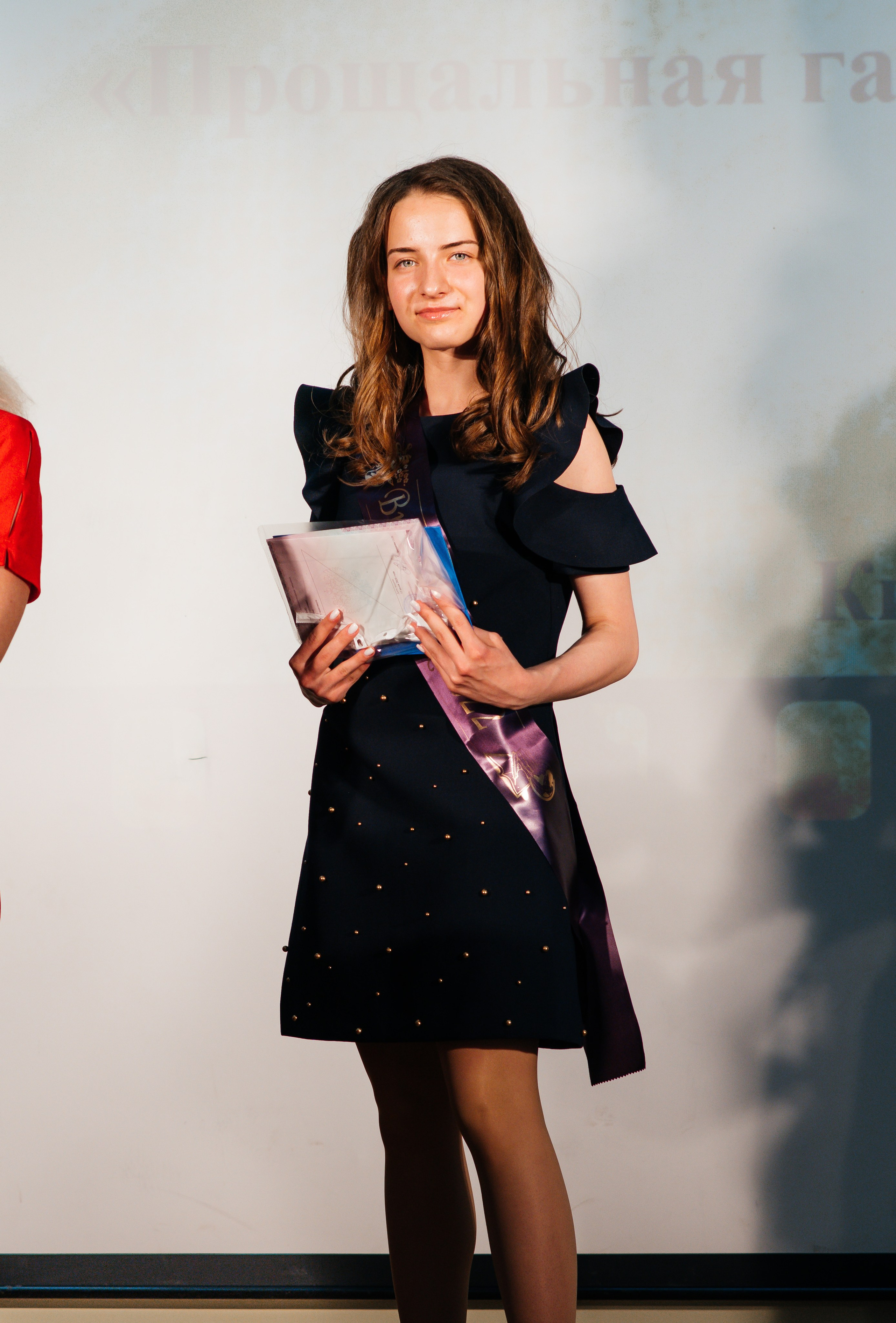 Вручение аттестатов. Выпускные альбомы в Подольске Москве и МО