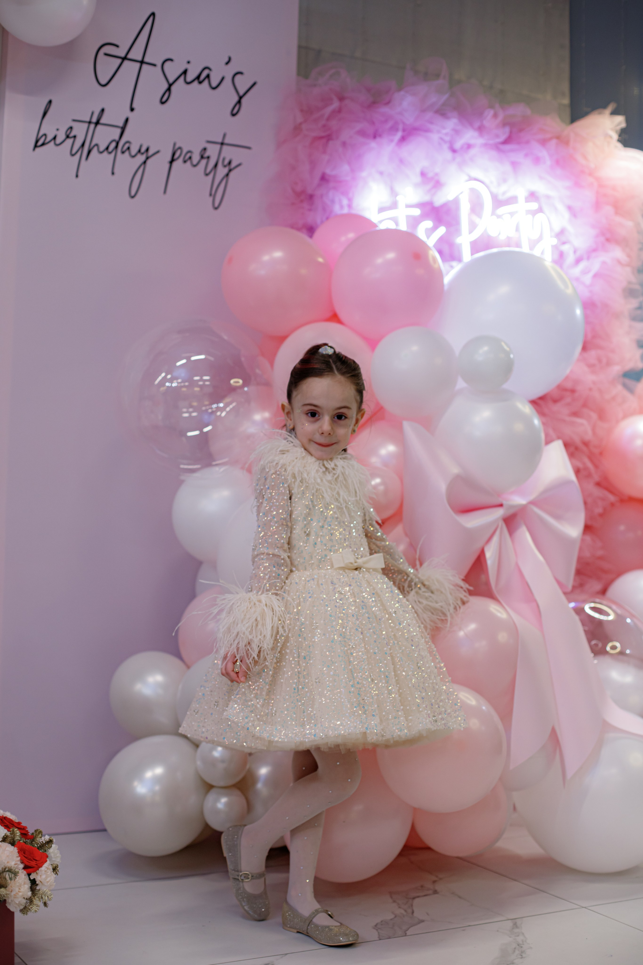 ASIA'S BIRTHDAY PARTY. Photokarish