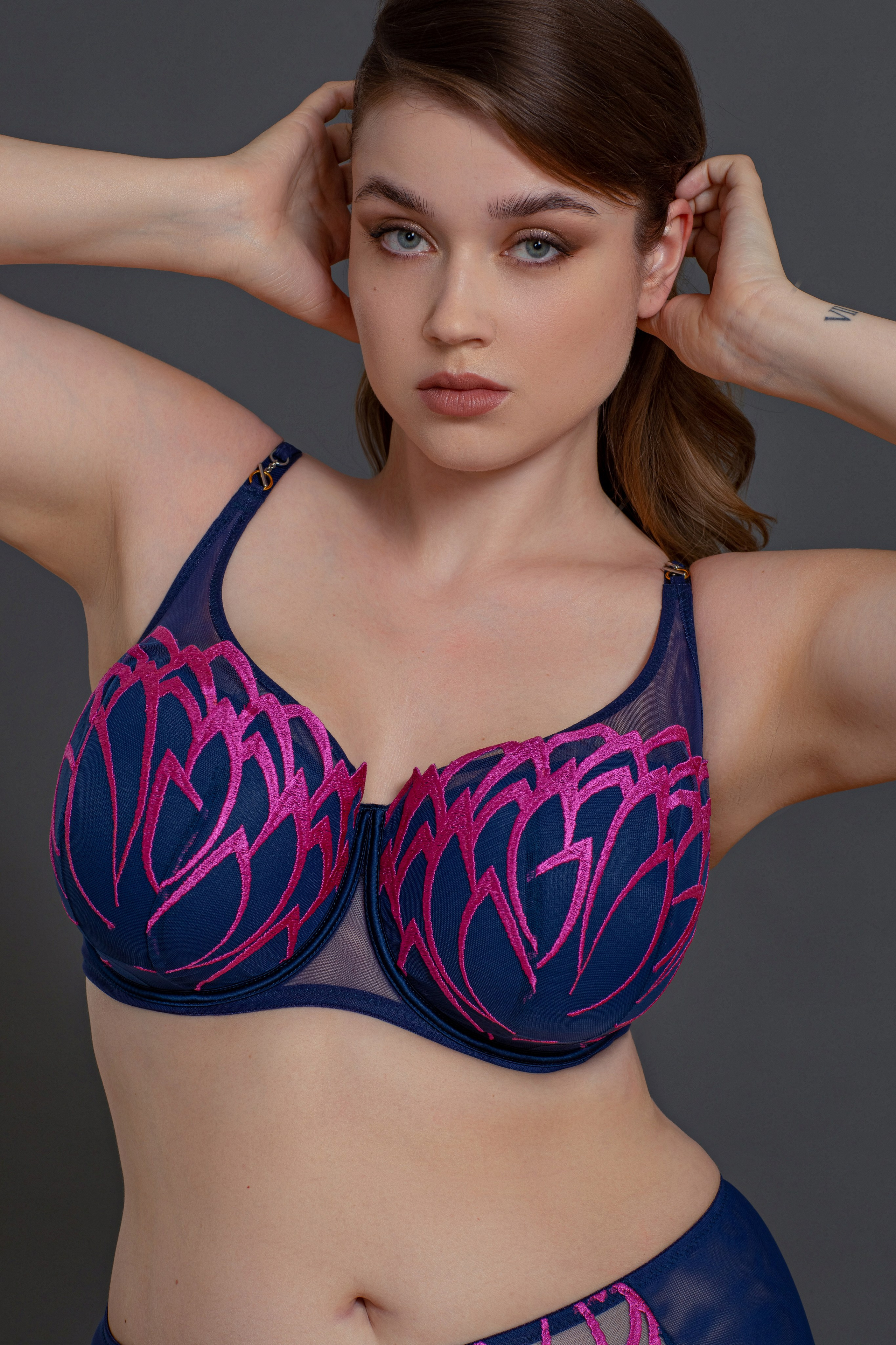 КАТАЛОГ. Жиркова Ирина — фотограф для брендов в Москве