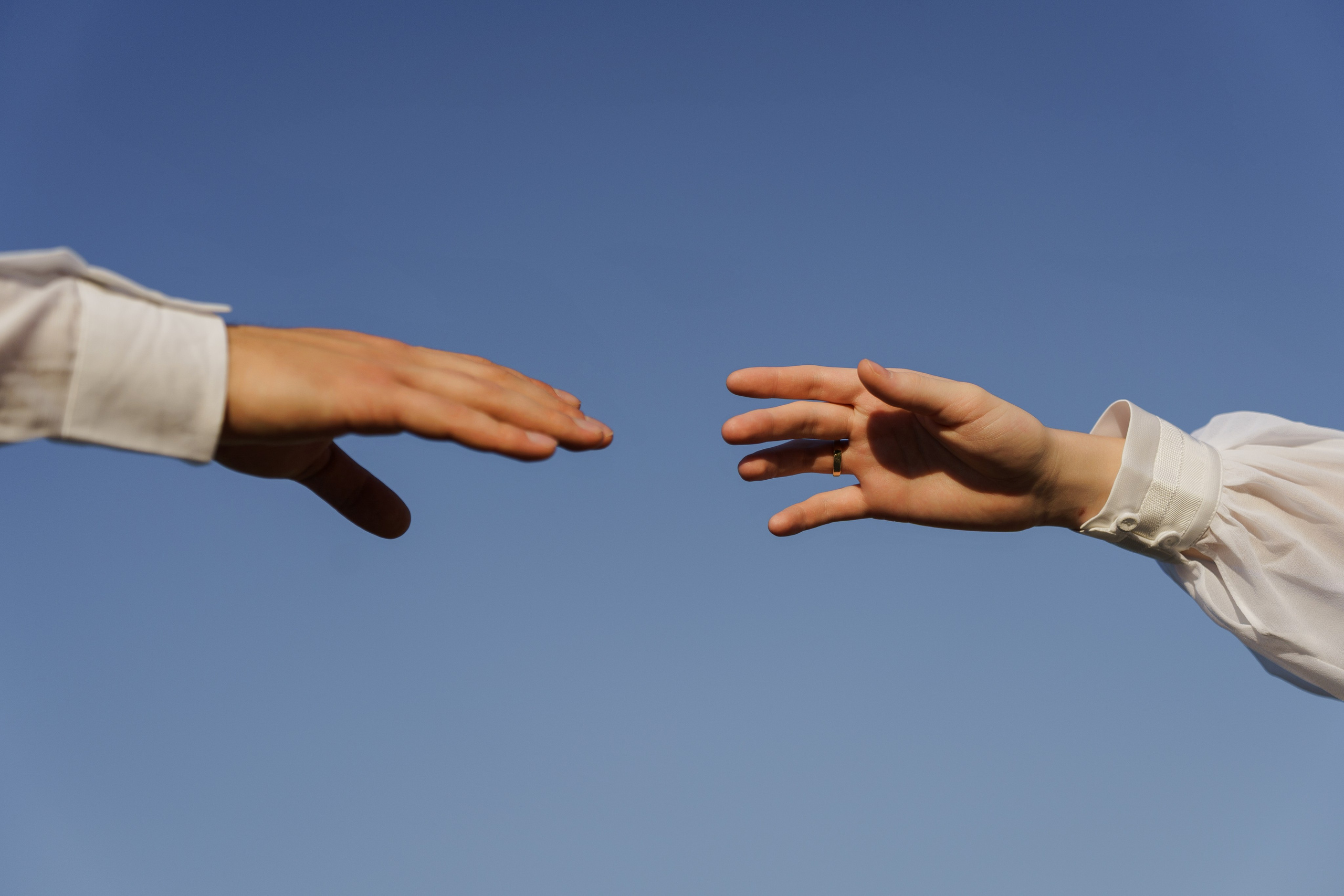 Свадебная фотосъемка в русских традициях от ТВИНС СТУДИО. ТВИНС СТУДИО — лучшие свадебные фотографы и видеографы в Краснодаре