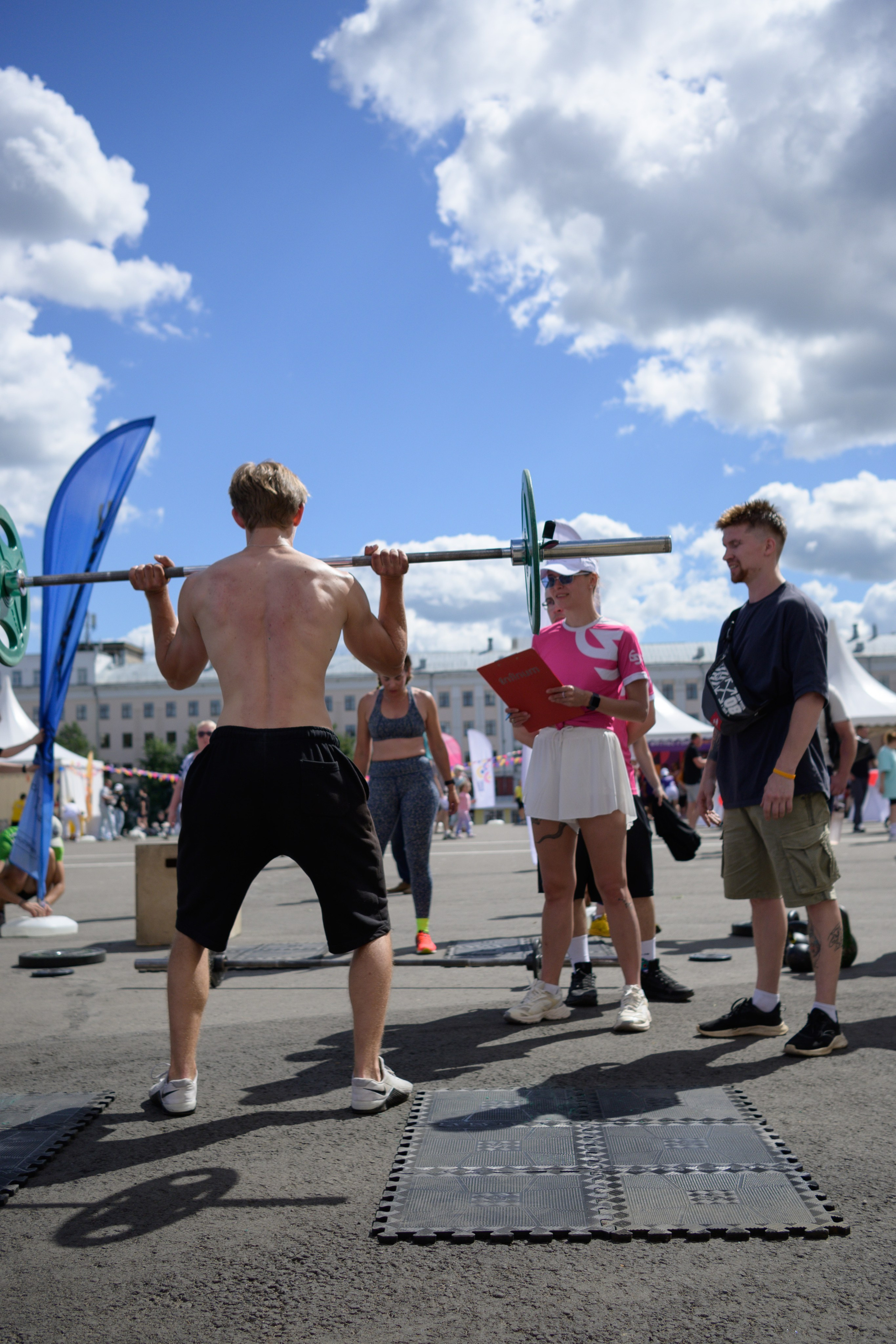 Семейный фитнес-фестиваль «Живи ярко»