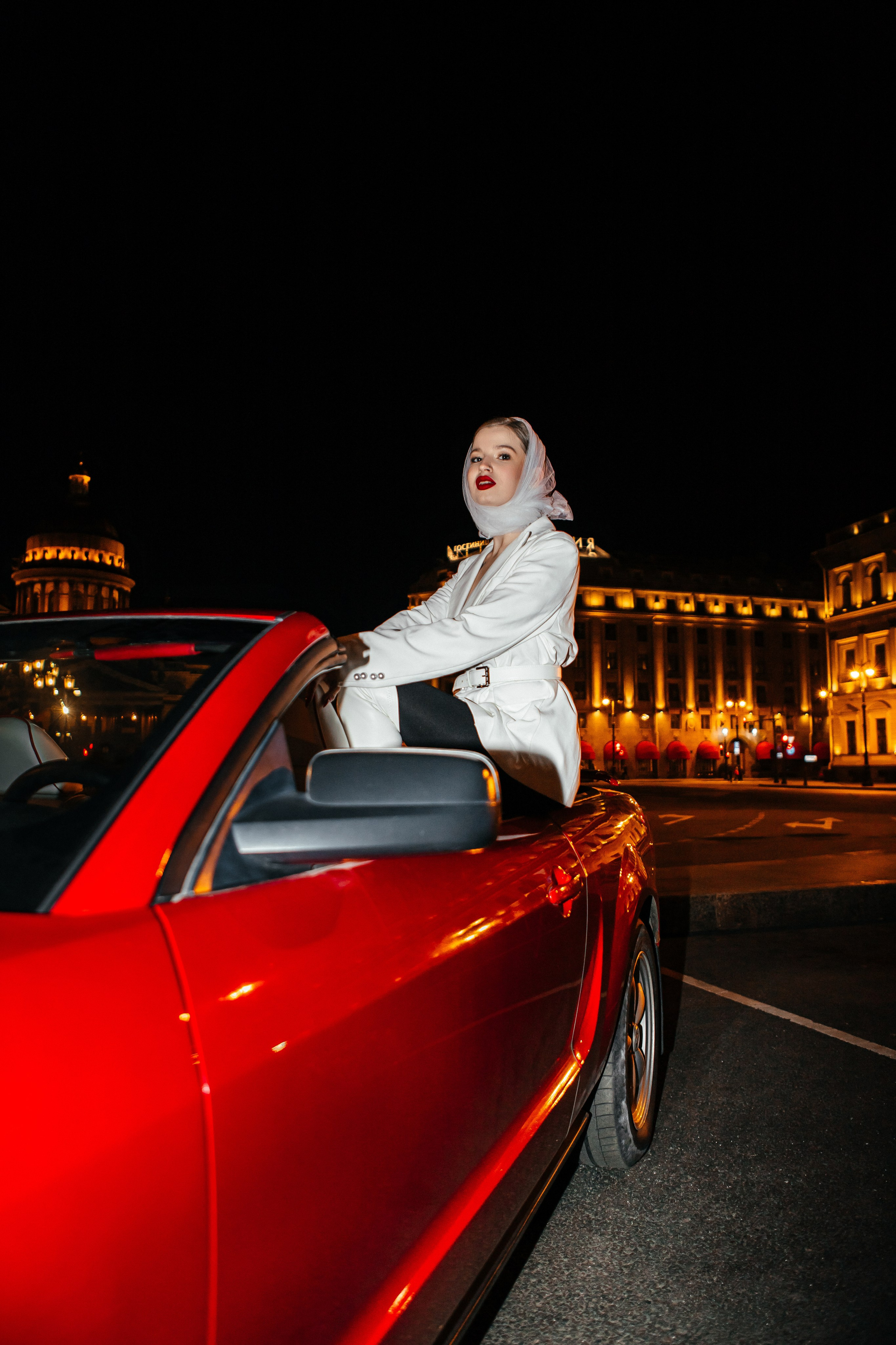 Алена — ночной кабриолет. Elena Sova — семейный и женский фотограф в Санкт-Петербурге