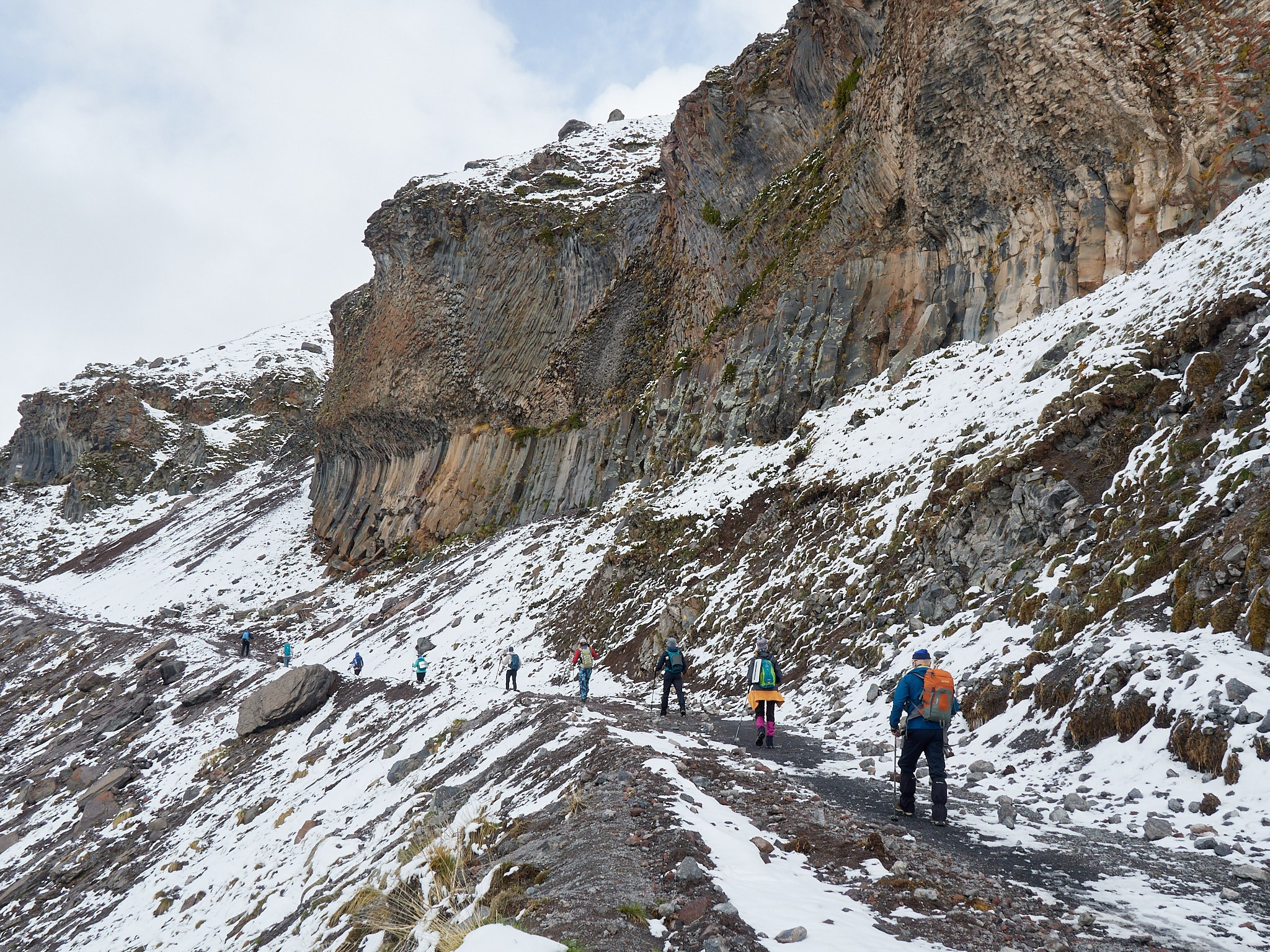 06.05 Отличная акклиматизационная прогулка. Горный, высотный Фотограф на Эльбрусе Георгий