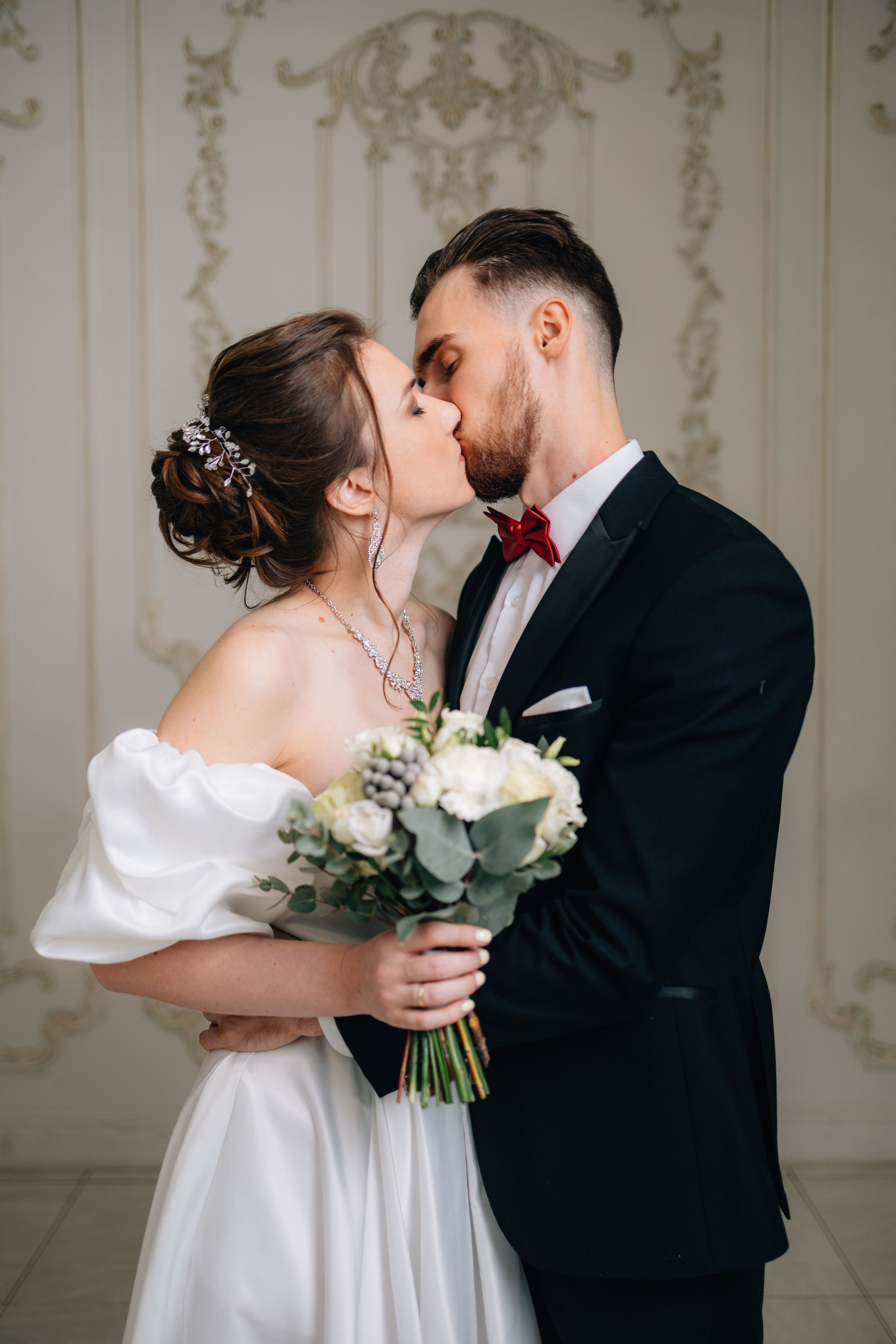 В студии. Свадебный фотограф в Москве Арчылан Николаев