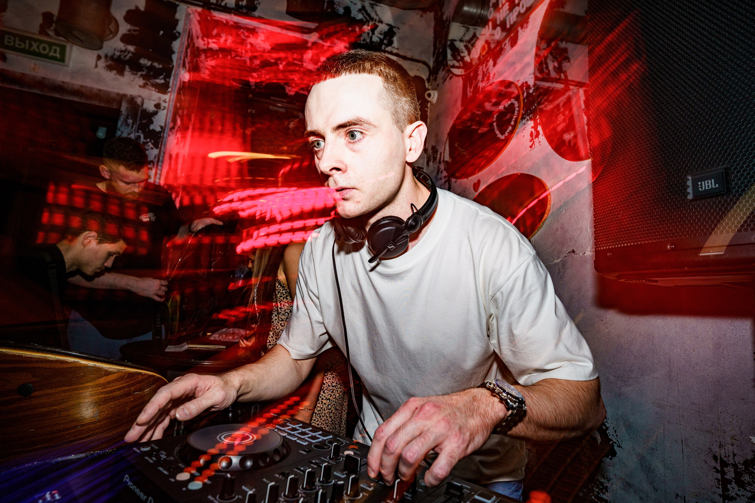 Бар разбитых сердец — 10/12 DJ's. Концертный и репортажный фотограф в Санкт-Петербурге Слава Пахомов