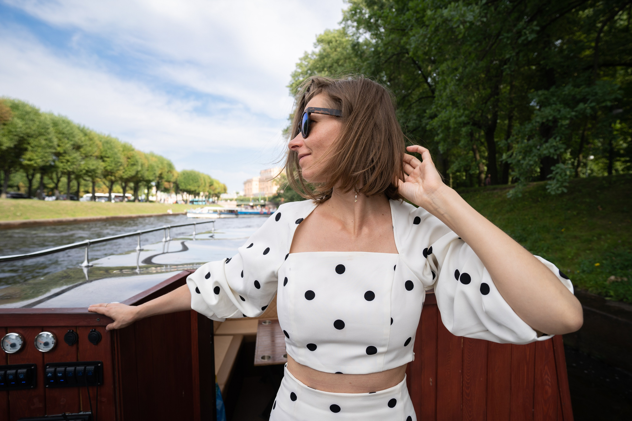 Прогулка на катере, тренинг, игры. Концертный и репортажный фотограф в Санкт-Петербурге Слава Пахомов